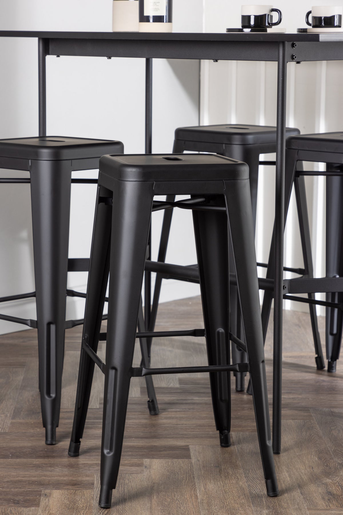 Rax Matbord med Tempe Stolarna – Bord: 105x120x60 Stol: 43x76x43