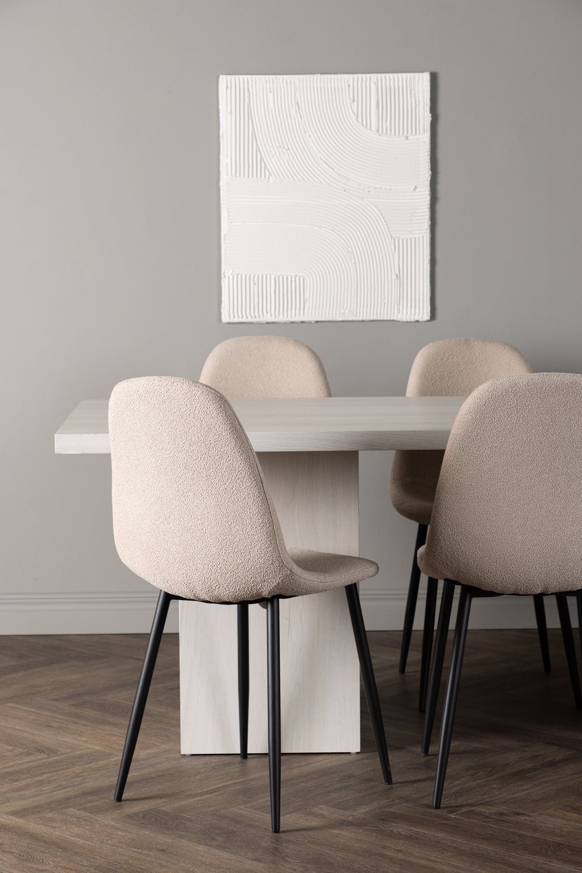Olga Matbord med Polar Stolarna – Bord: 75x200x90 Stol: 52x90x45