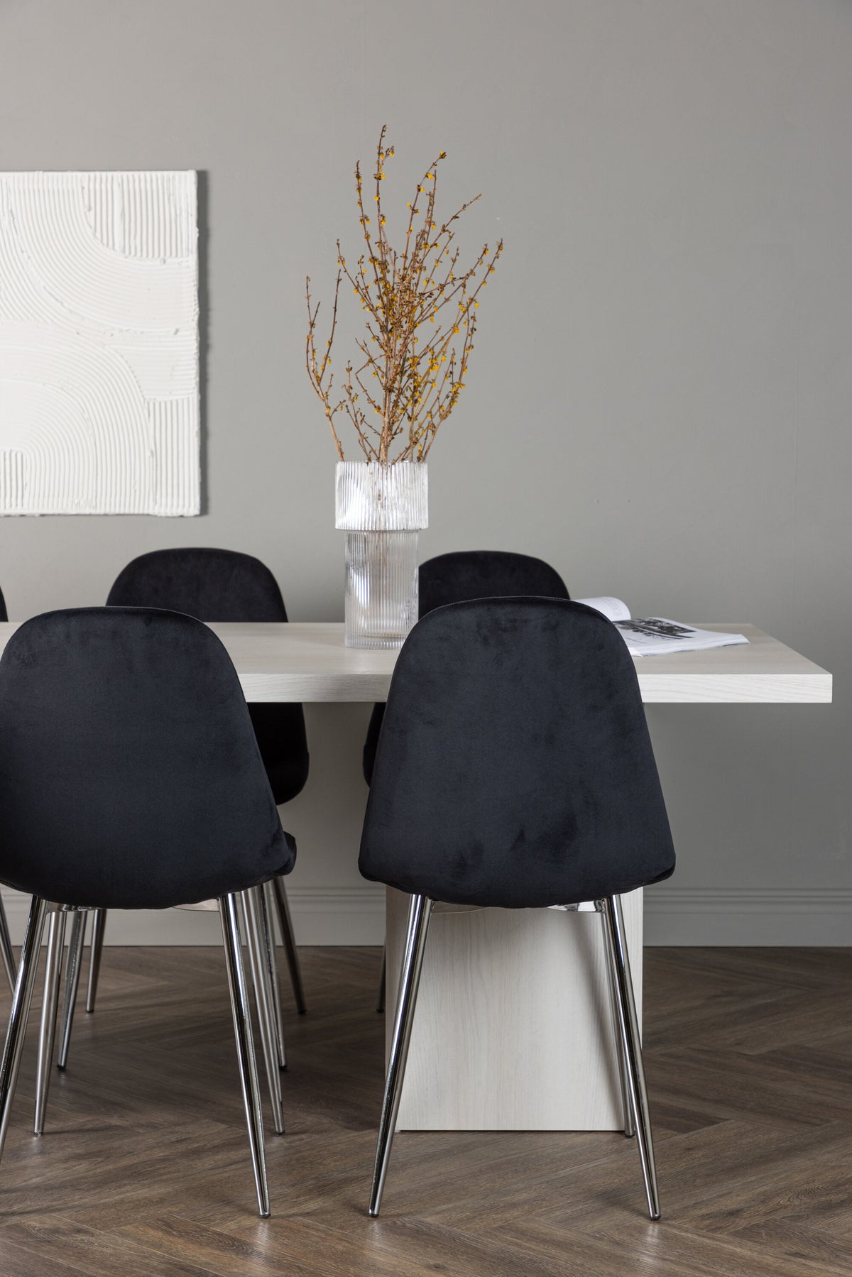 Olga Matbord med Polar Stolarna – Bord: 75x200x90 Stol: 52x90x45