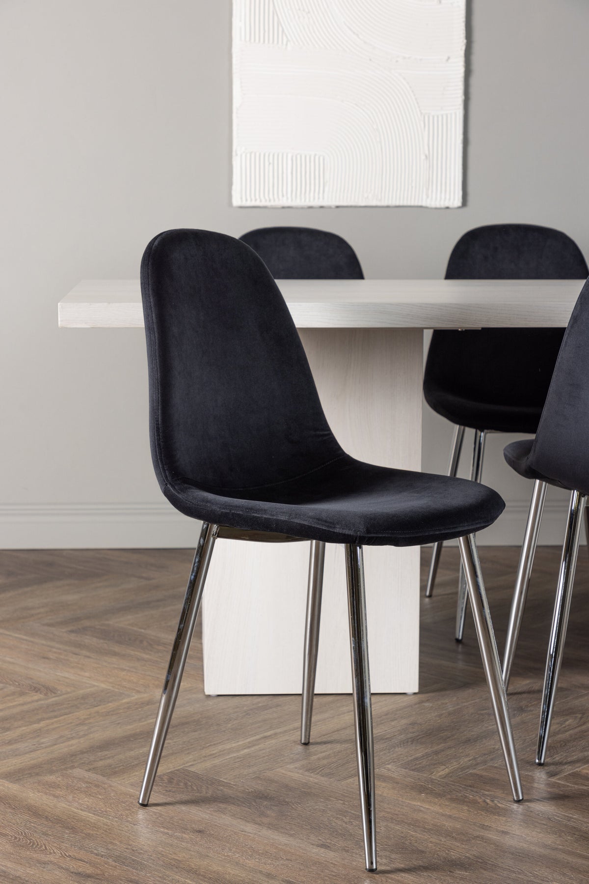 Olga Matbord med Polar Stolarna – Bord: 75x200x90 Stol: 52x90x45