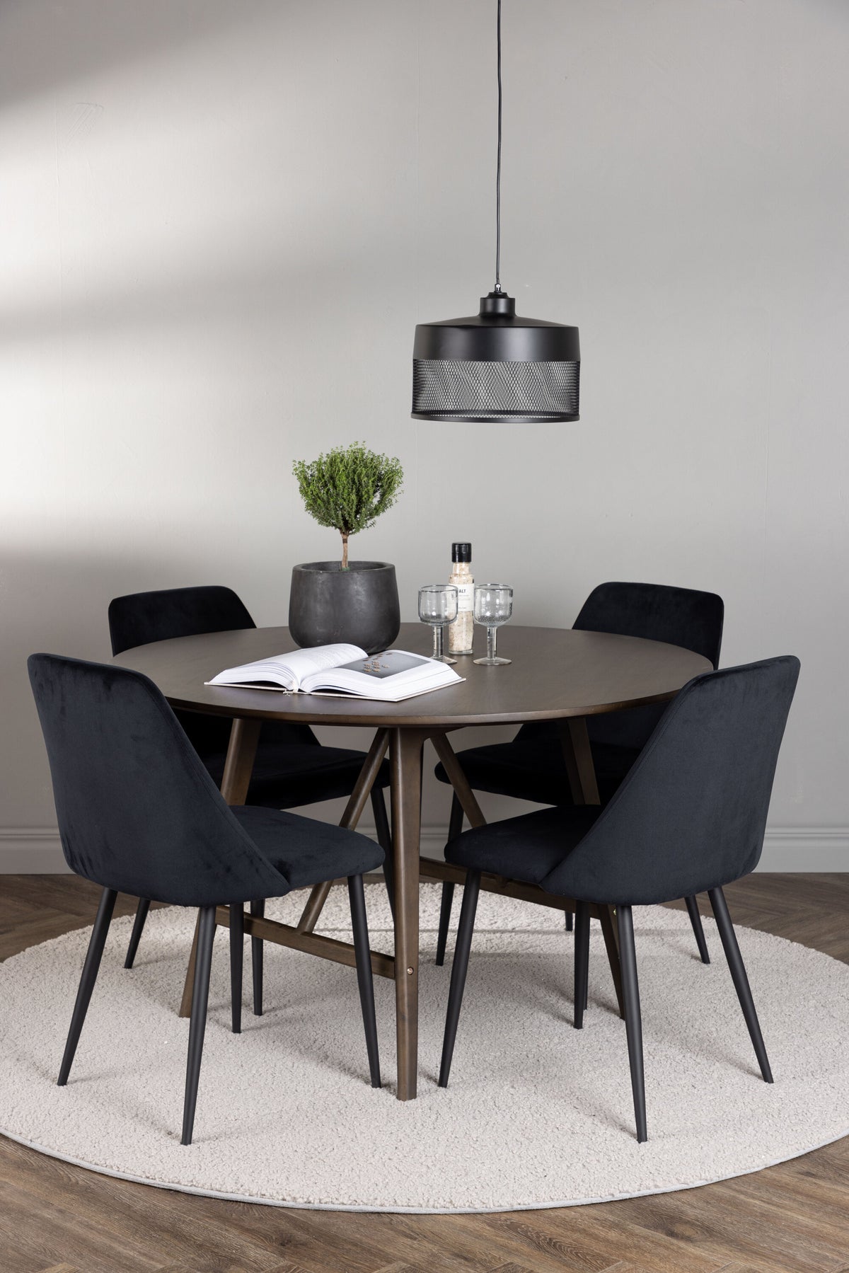 Kaseidon Matbord med Night Stolarna – Bord: ⌀100 Stol: 56x87x49