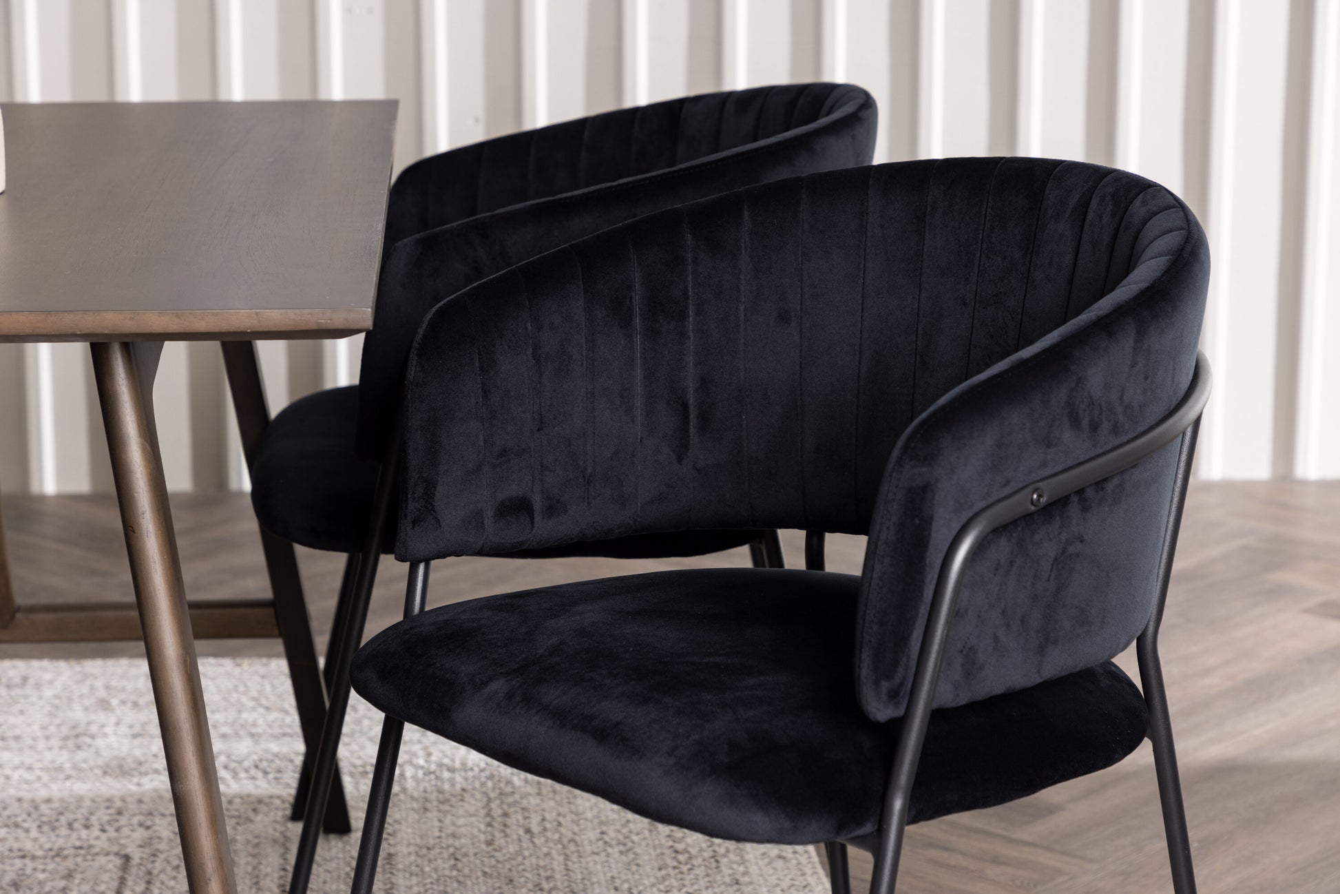 Kaseidon Matbord med Selma Stolarna – Bord: 75x120x80 Stol: 58x82x54