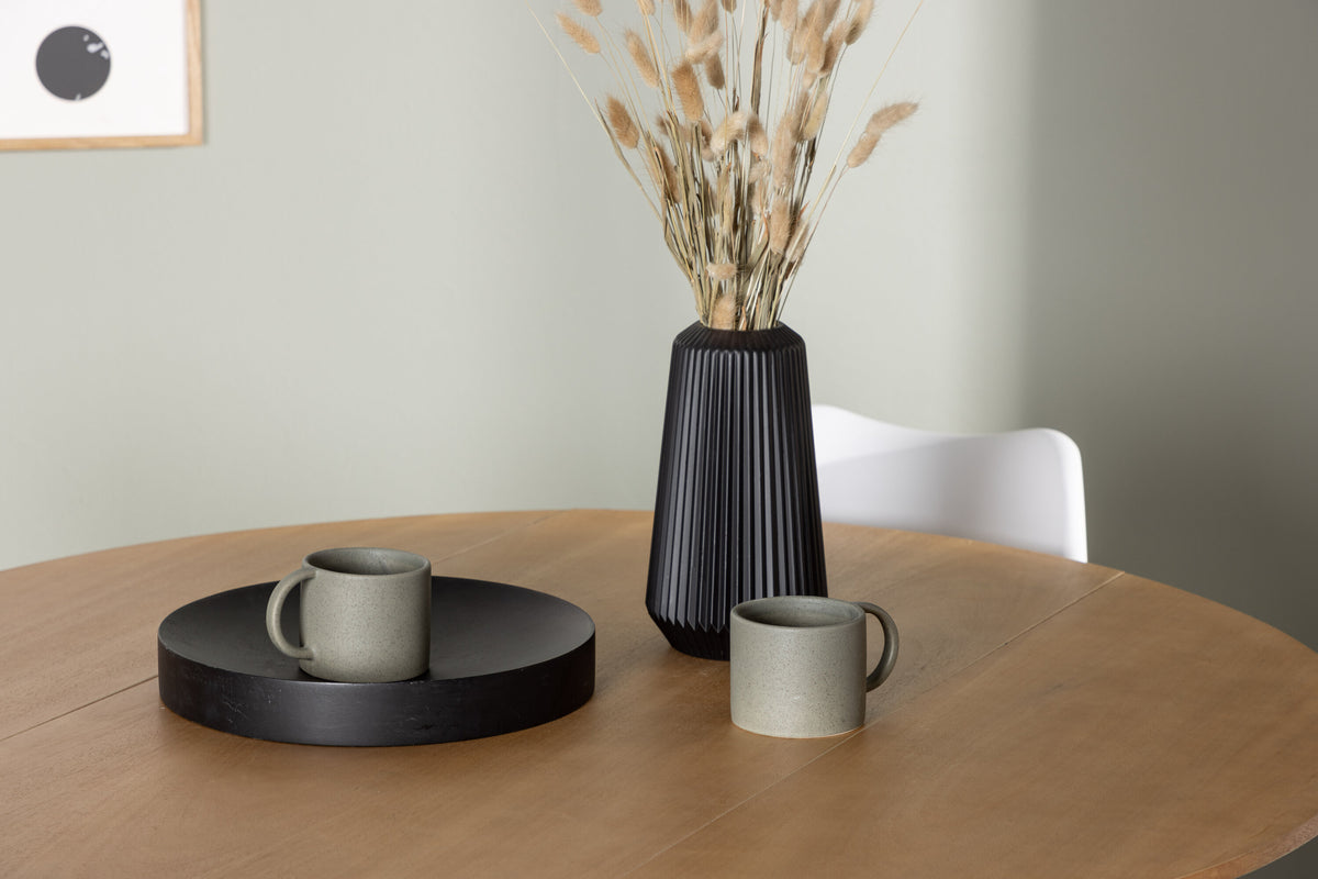 Yakidon Matbord med Zeno Stolarna