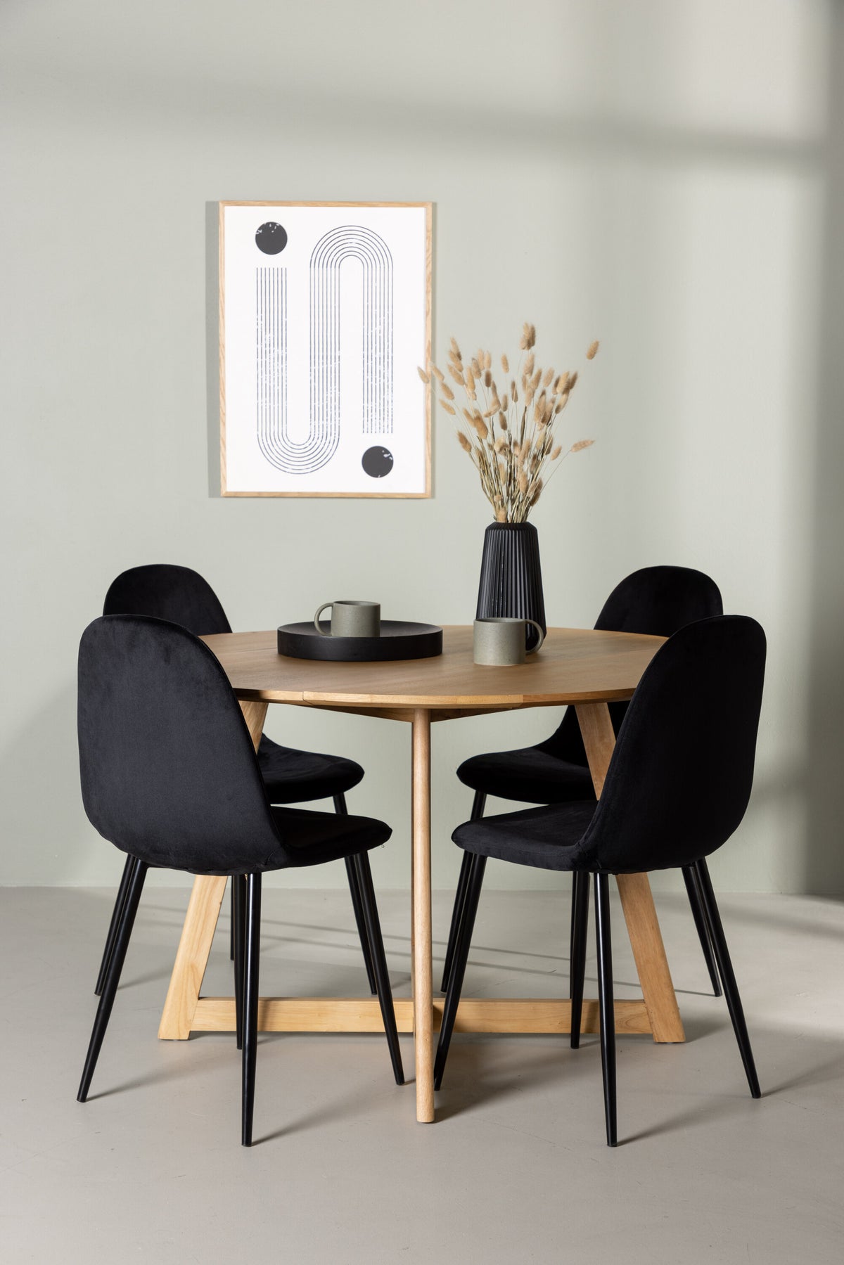 Yakidon Matbord med Polar Stolarna – Bord: ⌀120 Stol: 53,3x88x44