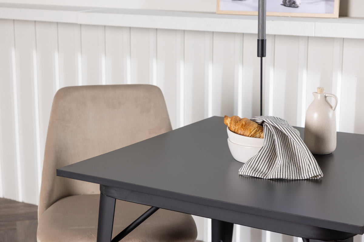 Tempe Matbord med Night Stolarna – Bord: 75x80x80 Stol: 56x87x49