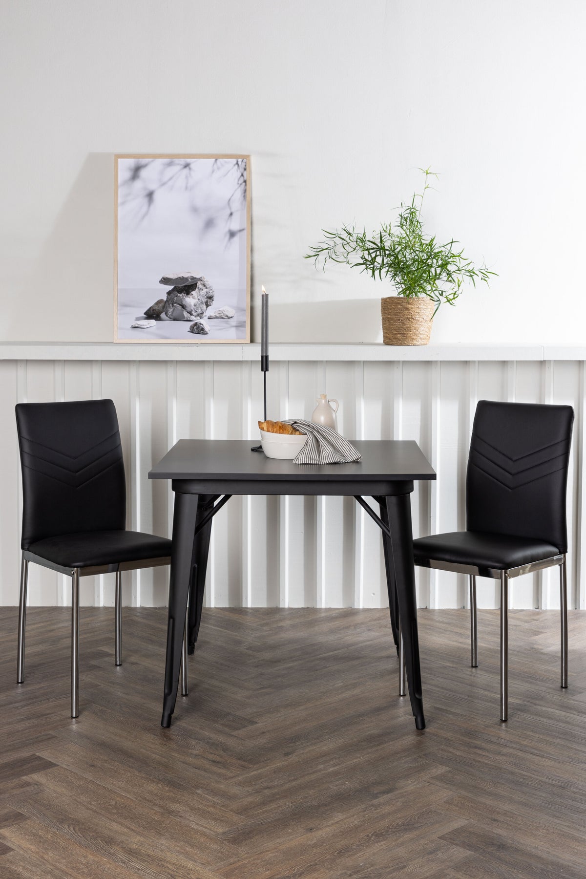 Tempe Matbord med Lily Stolarna