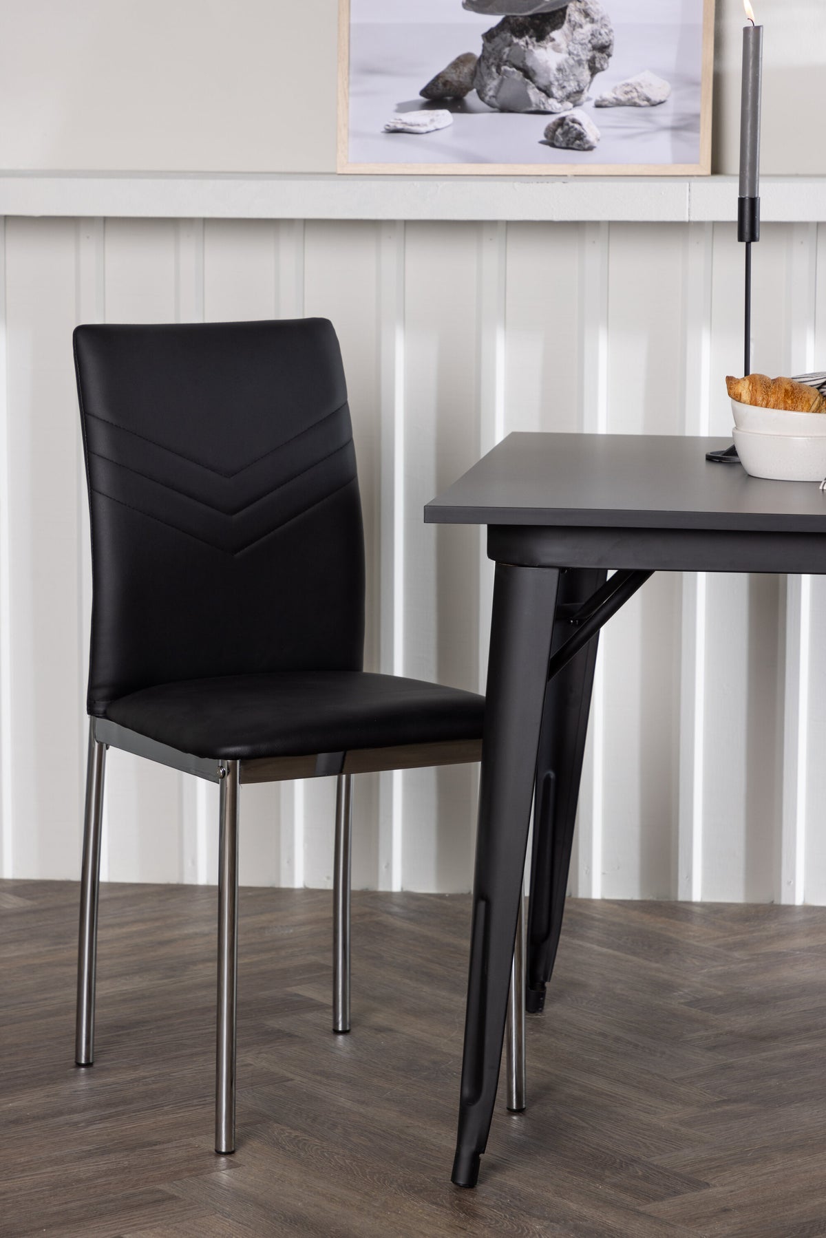 Tempe Matbord med Lily Stolarna
