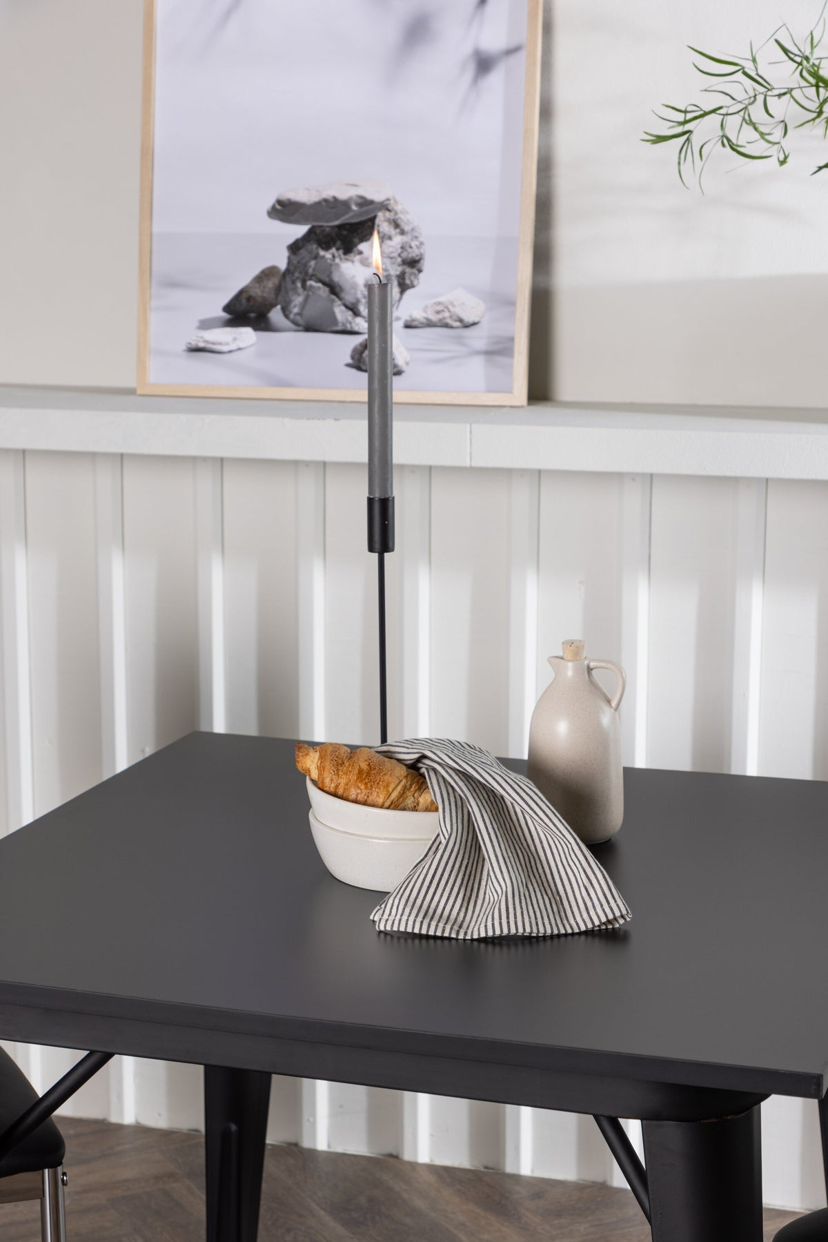 Tempe Matbord med Lily Stolarna