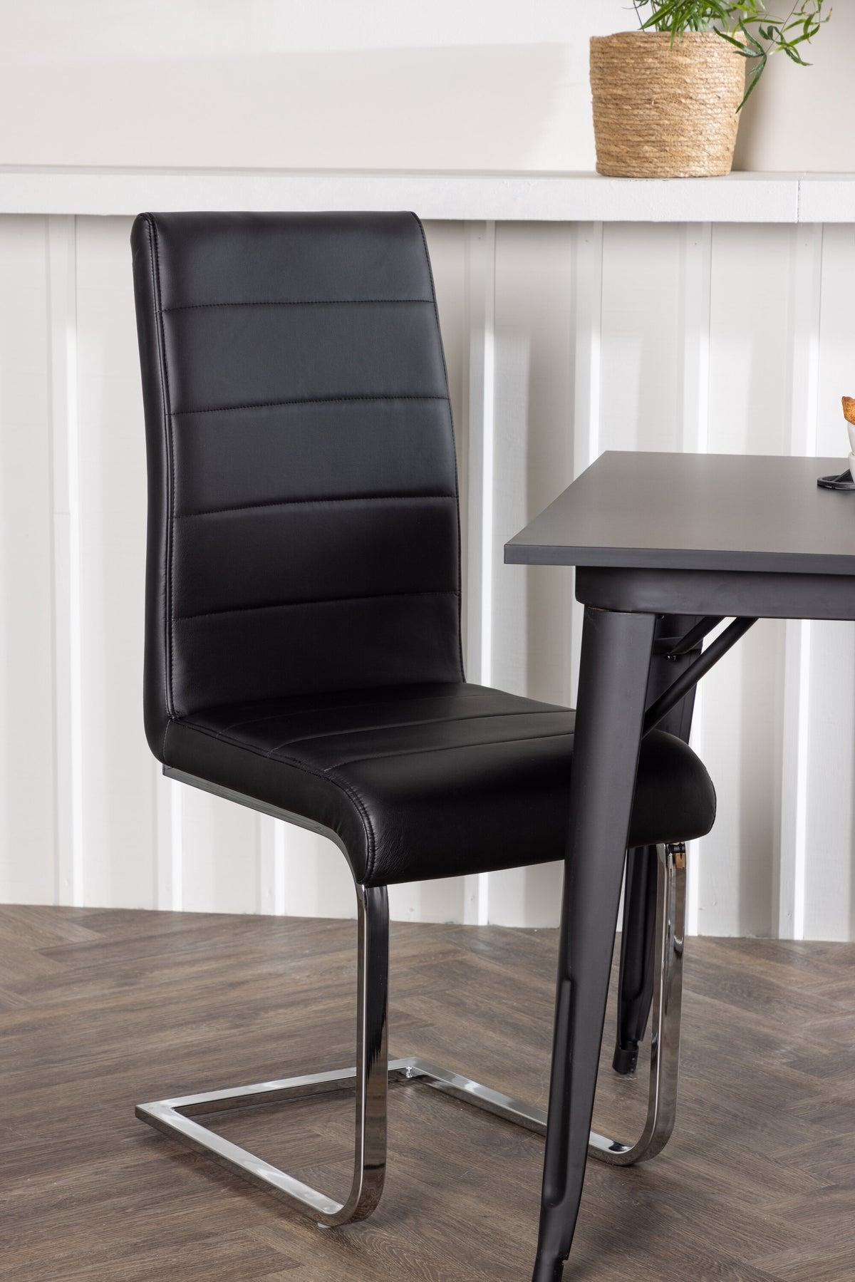 Tempe Matbord med Tempo Stolarna