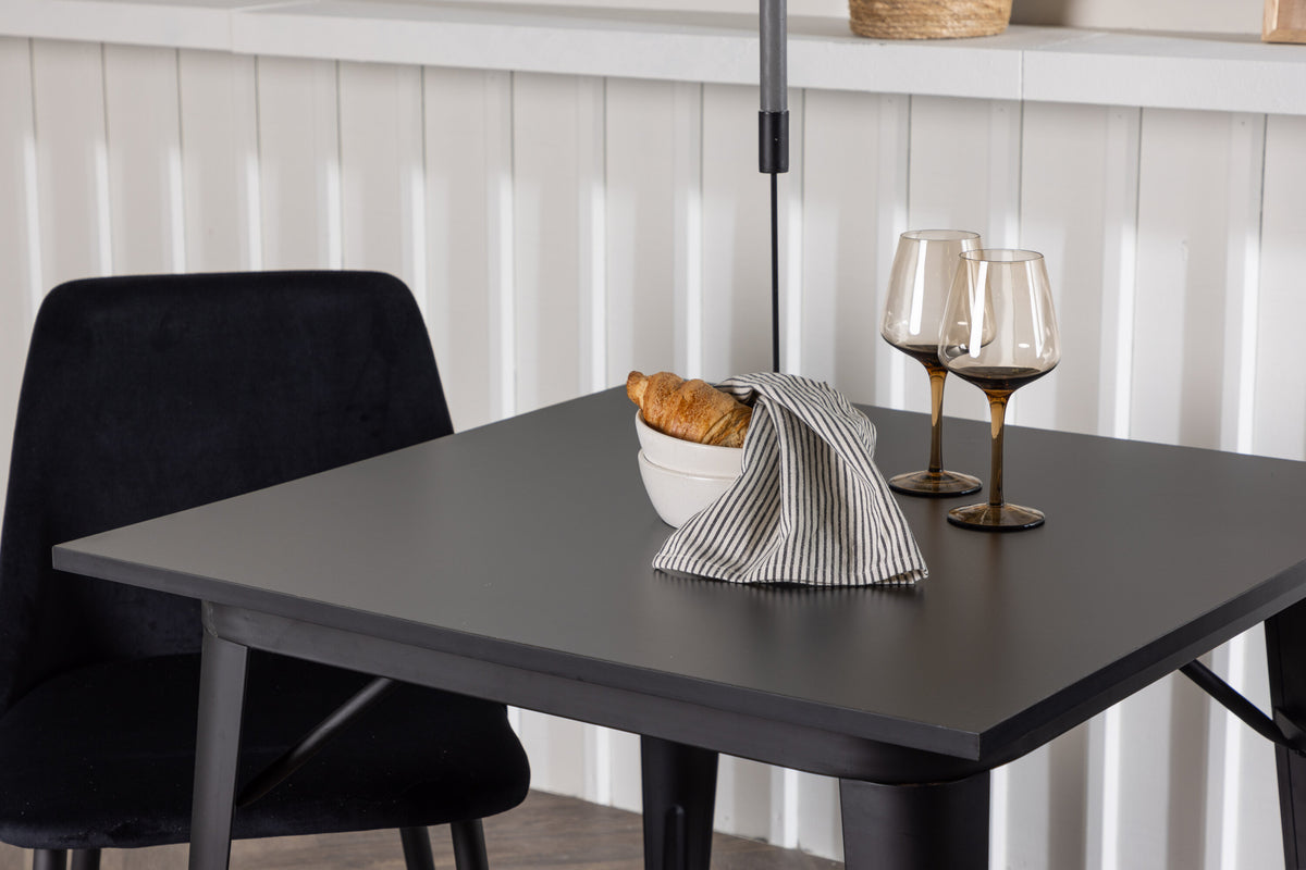 Tempe Matbord med Night Stolarna – Bord: 75x80x80 Stol: 56x87x49
