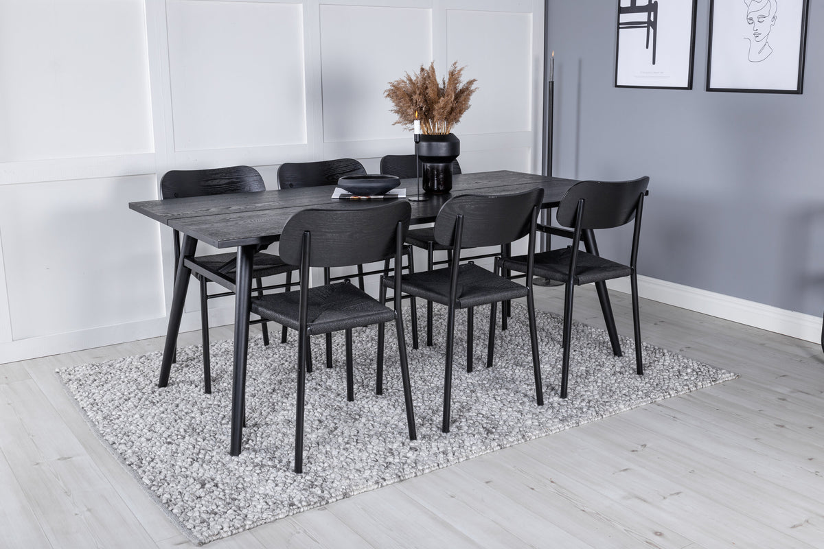Sleek Matbord med Polly Stolarna