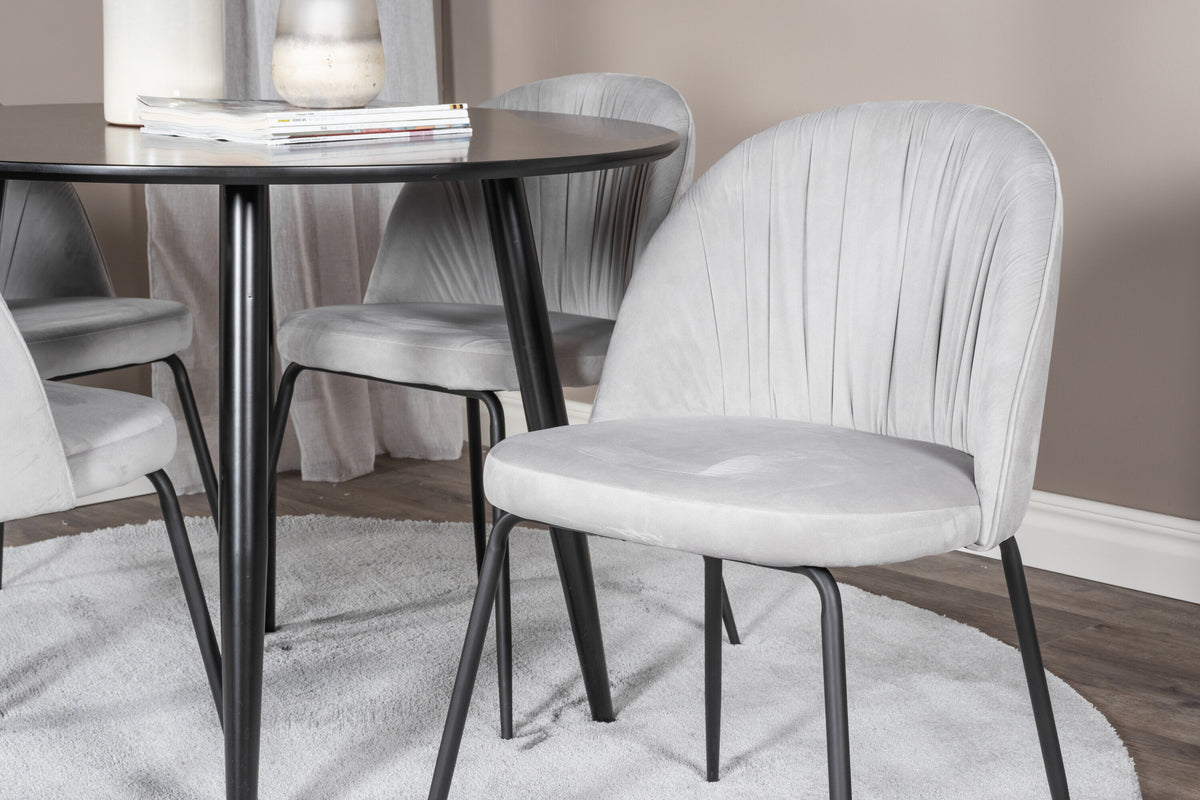 Plaza Matbord med Wrinkles Stolarna
