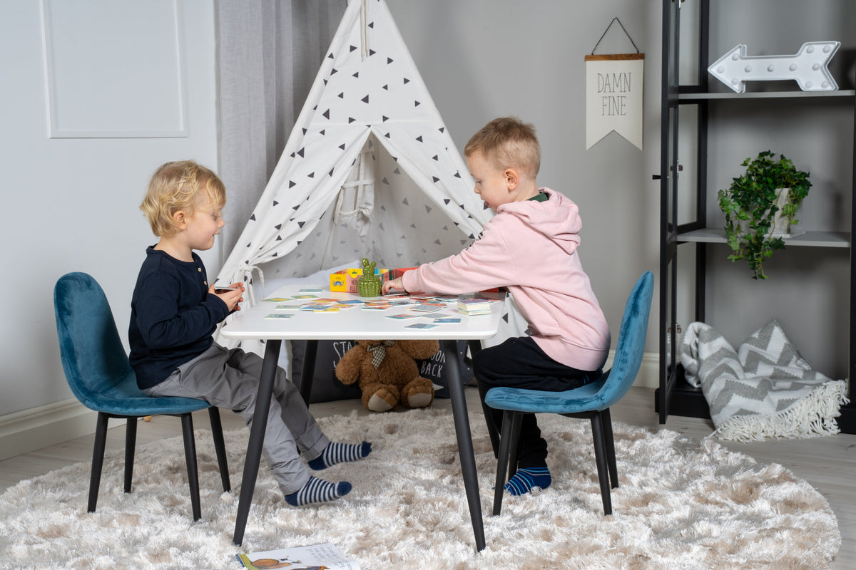 Polar Matbord med Polar Stolarna – MDF