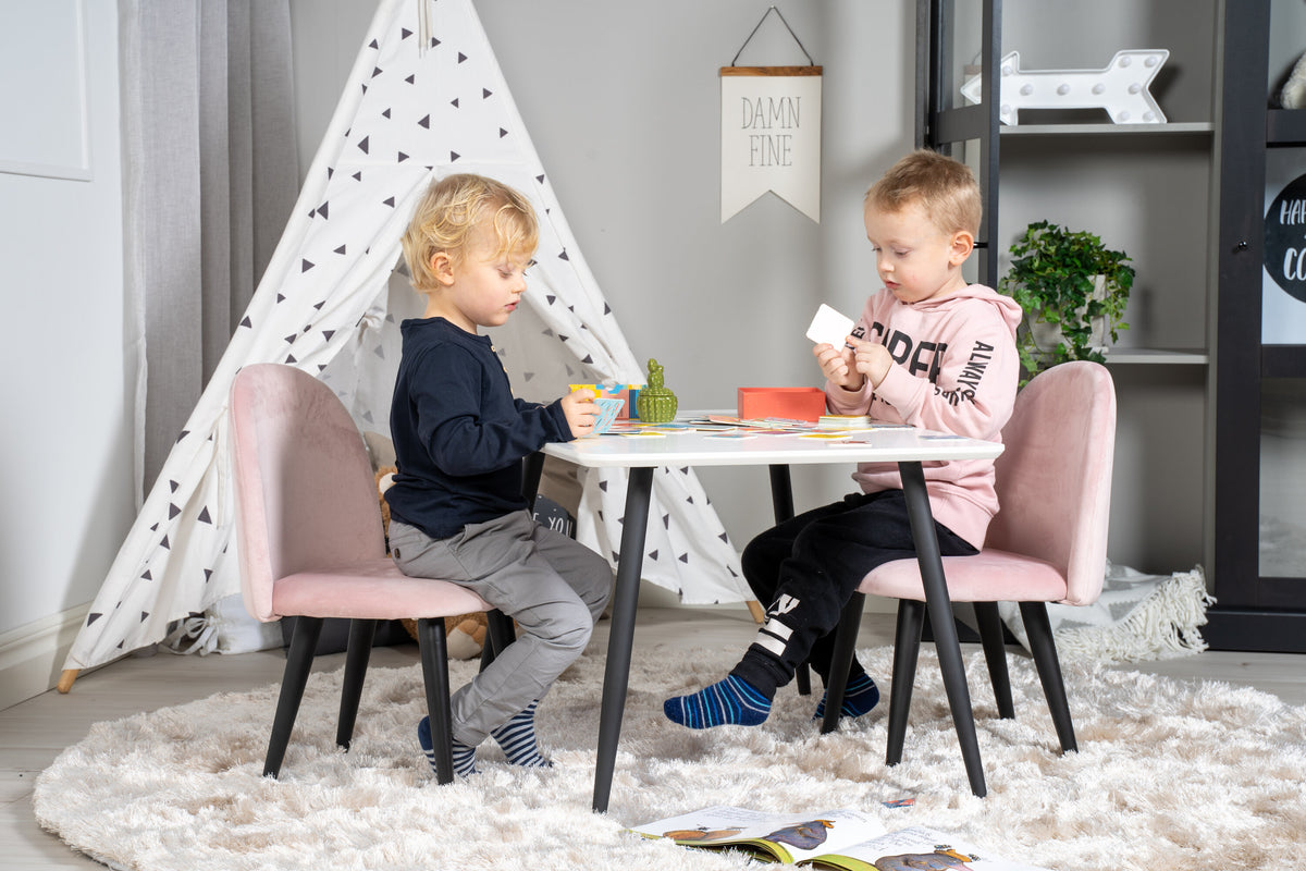 Polar Matbord med Velvet Stolarna – MDF