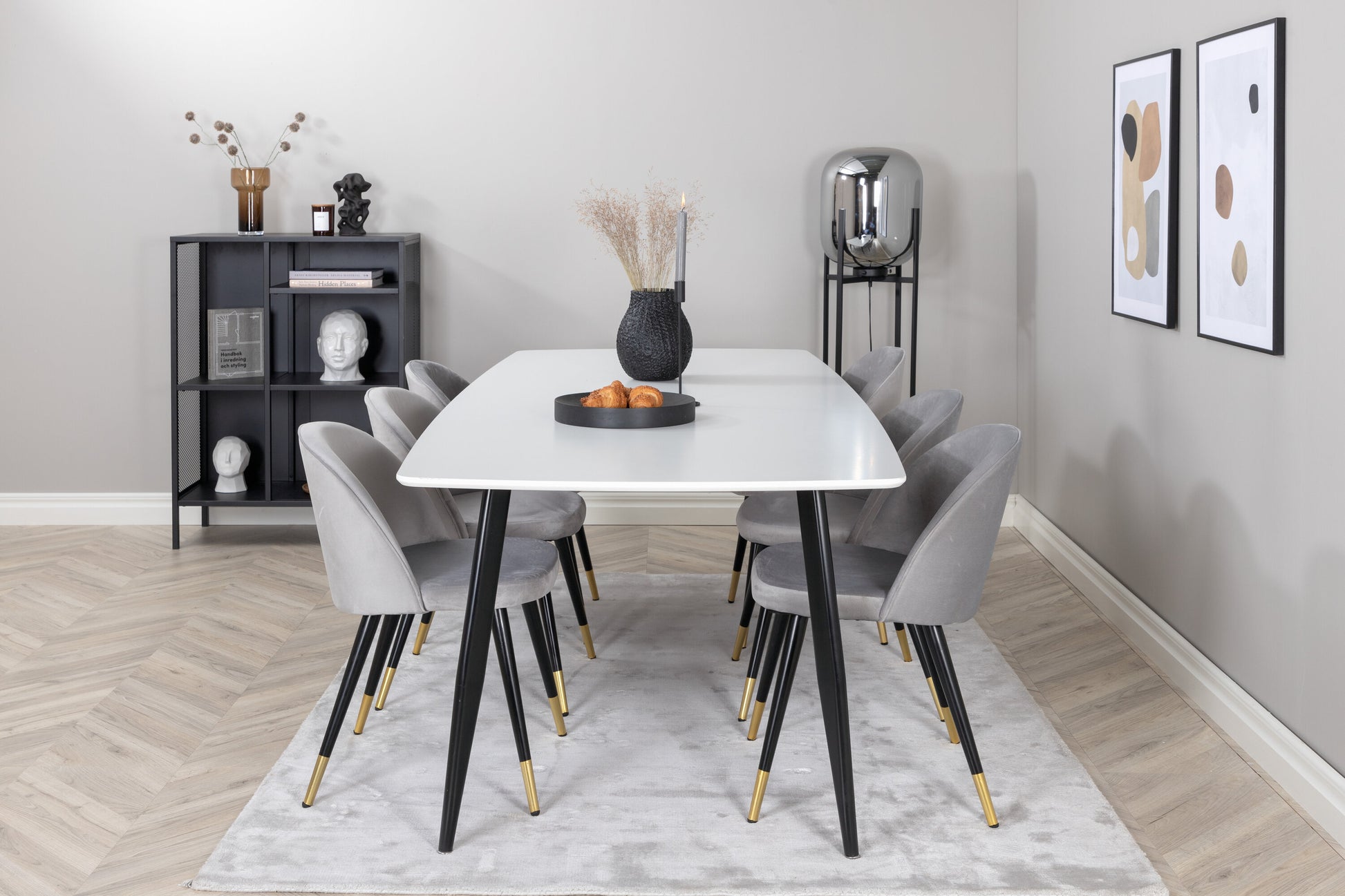 Polar Matbord med Velvet Stolarna – MDF