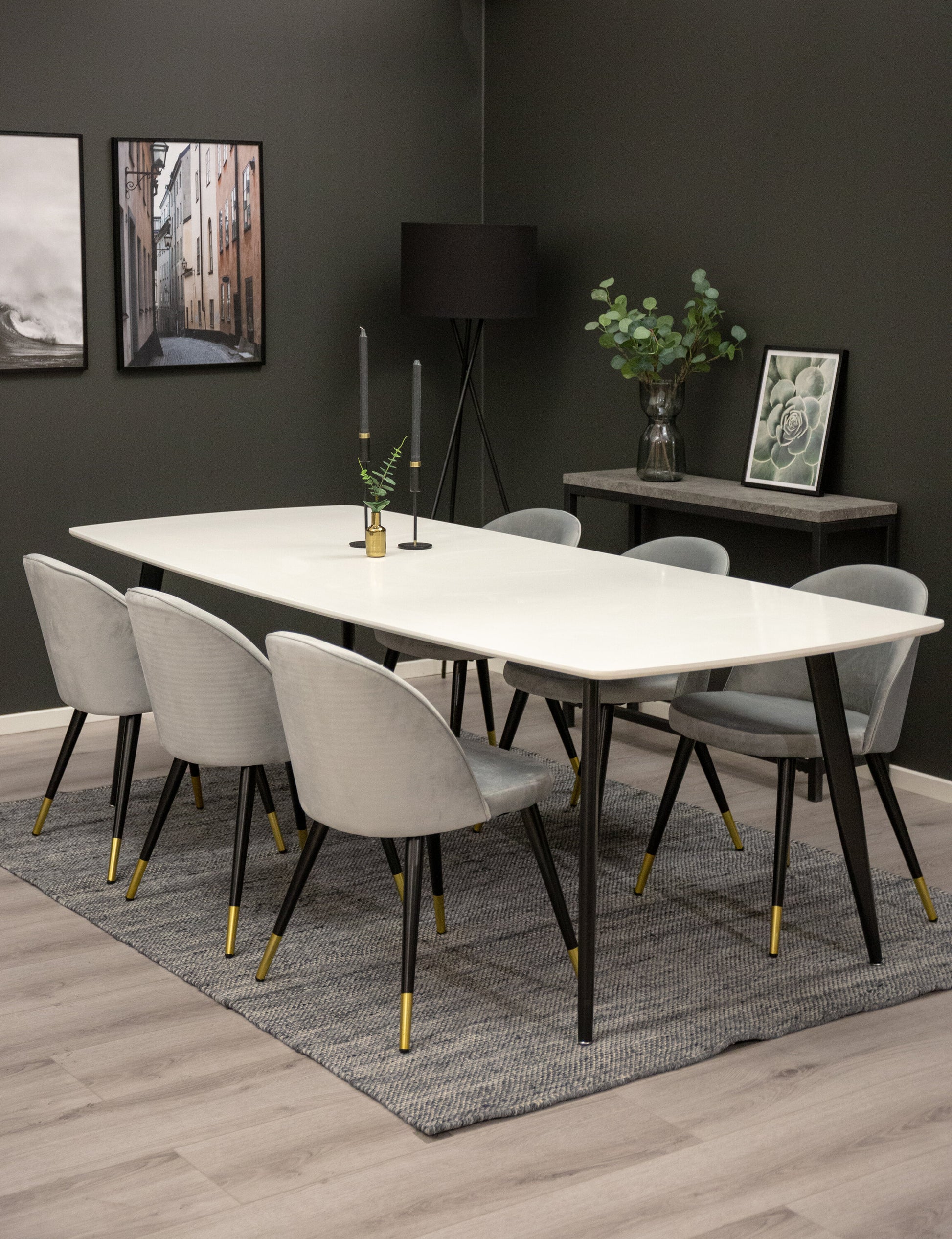Polar Matbord med Velvet Stolarna – MDF