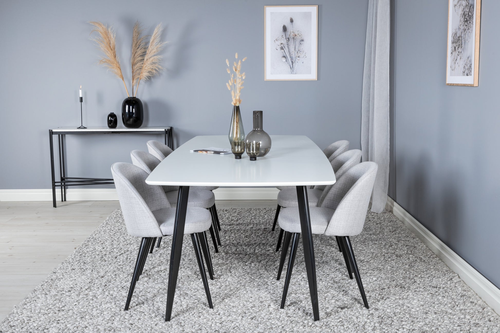 Polar Matbord med Velvet Stolarna – MDF