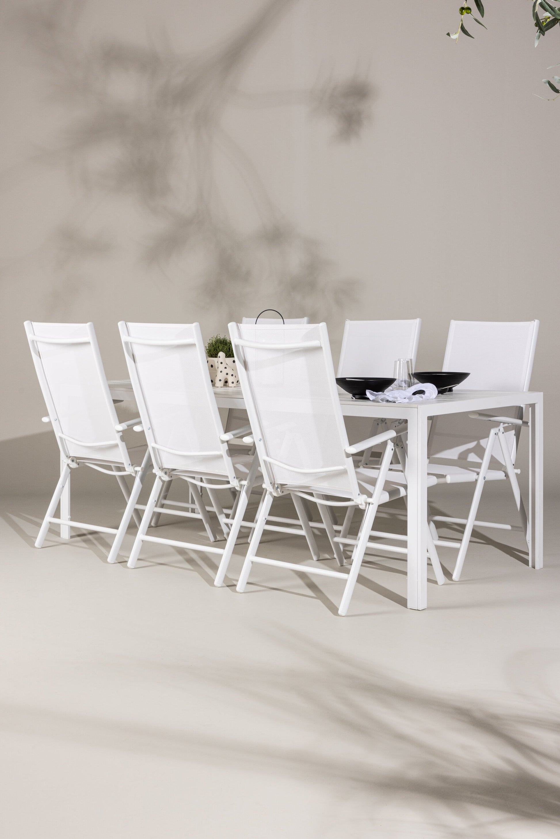 Break Matbord med Break Stolarna – Aluminium