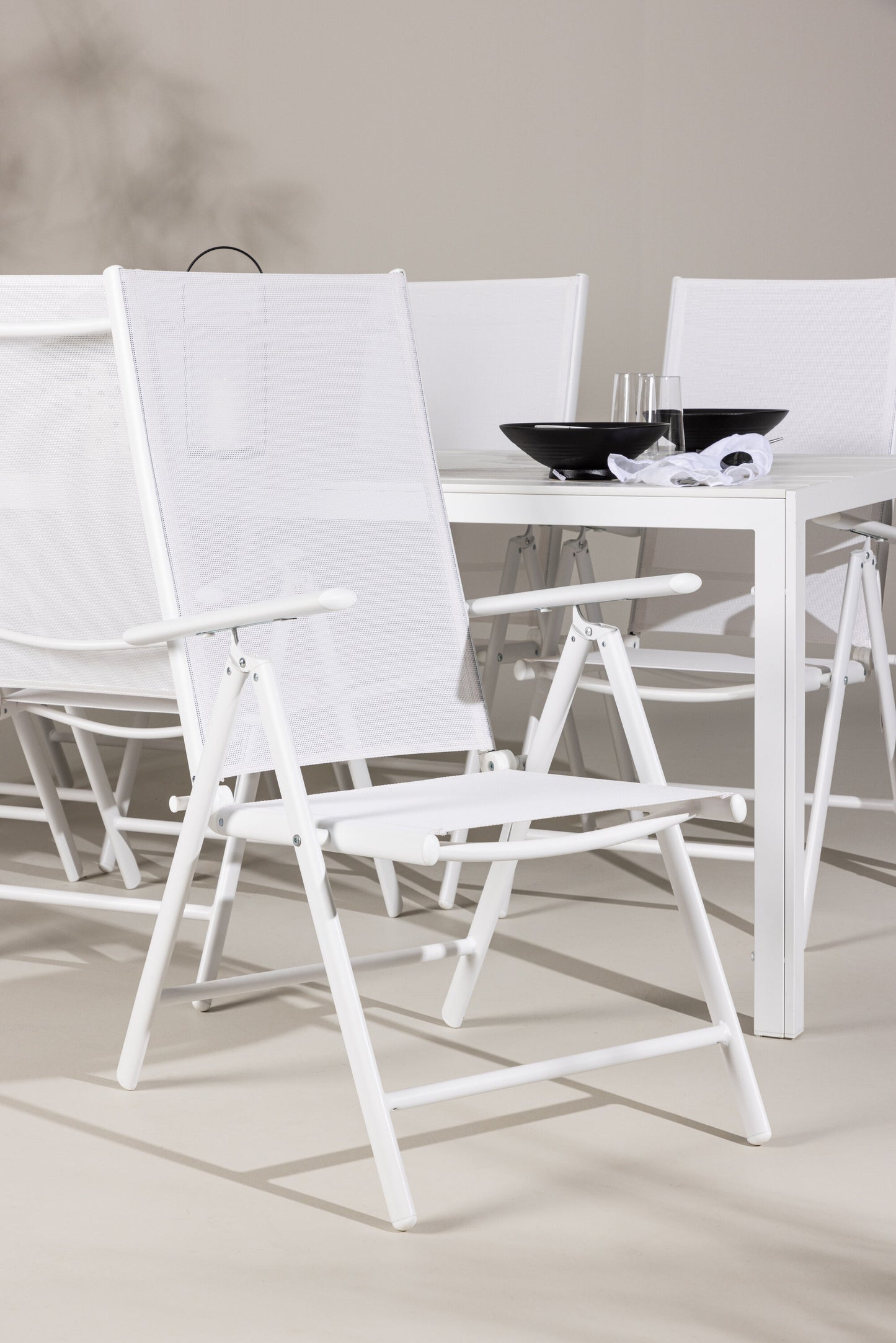 Break Matbord med Break Stolarna – Aluminium