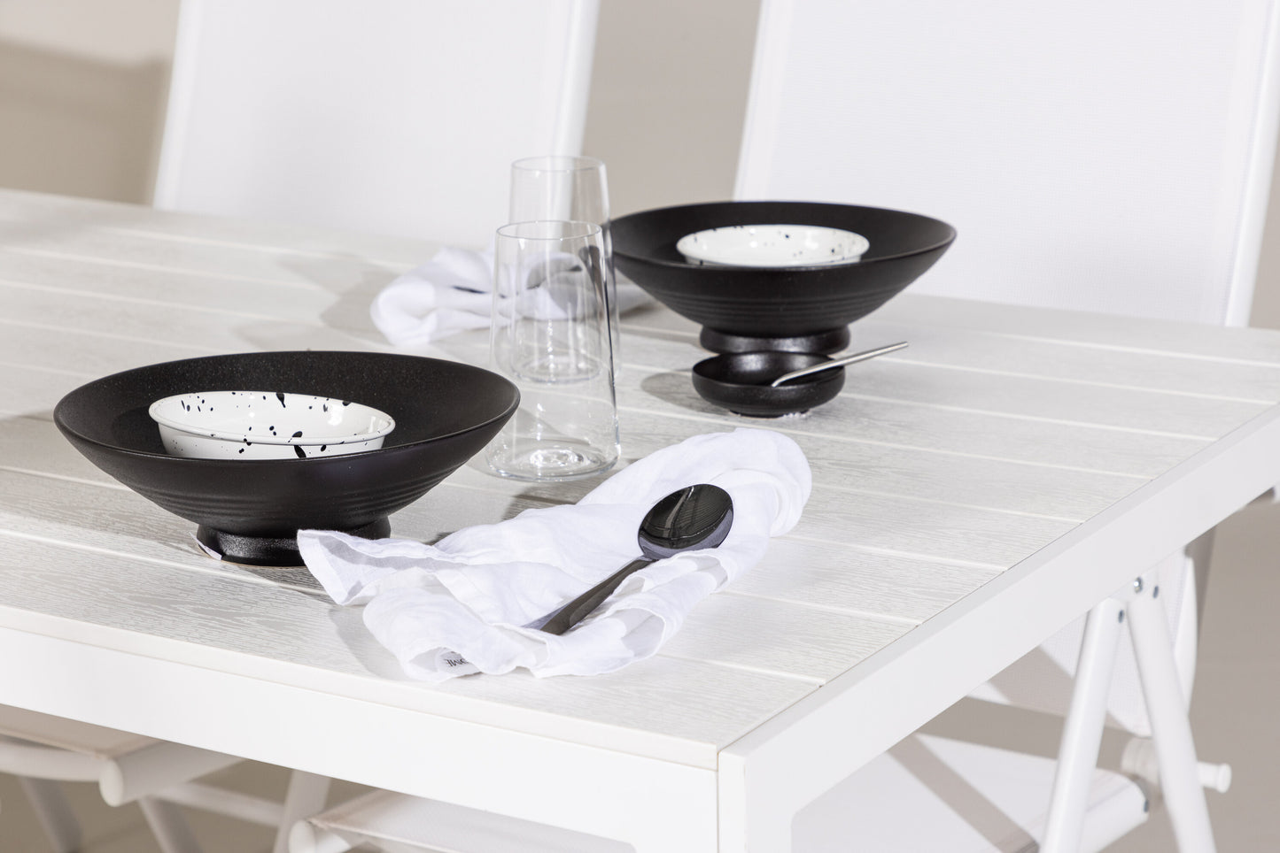 Break Matbord med Break Stolarna – Aluminium