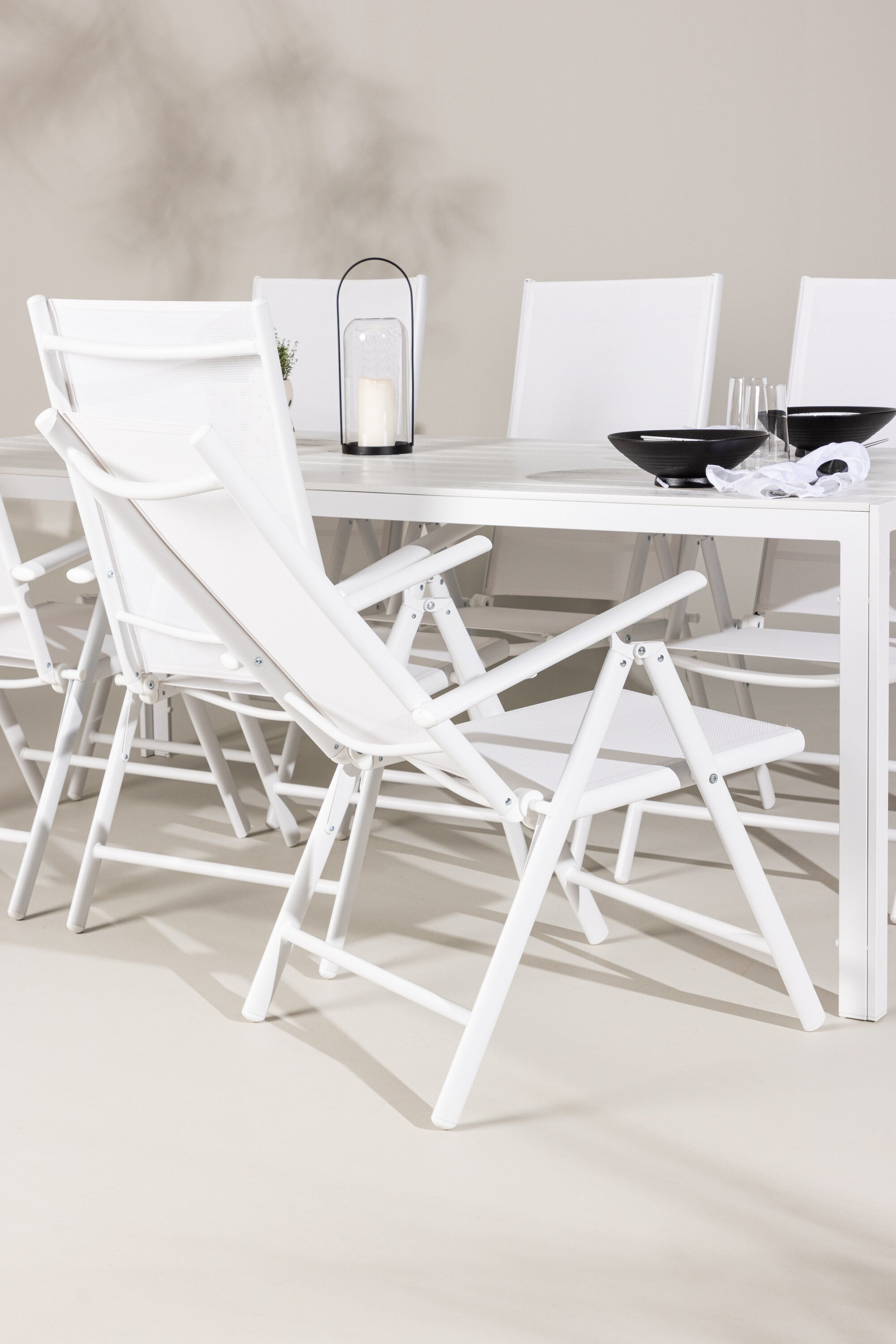 Break Matbord med Break Stolarna – Aluminium