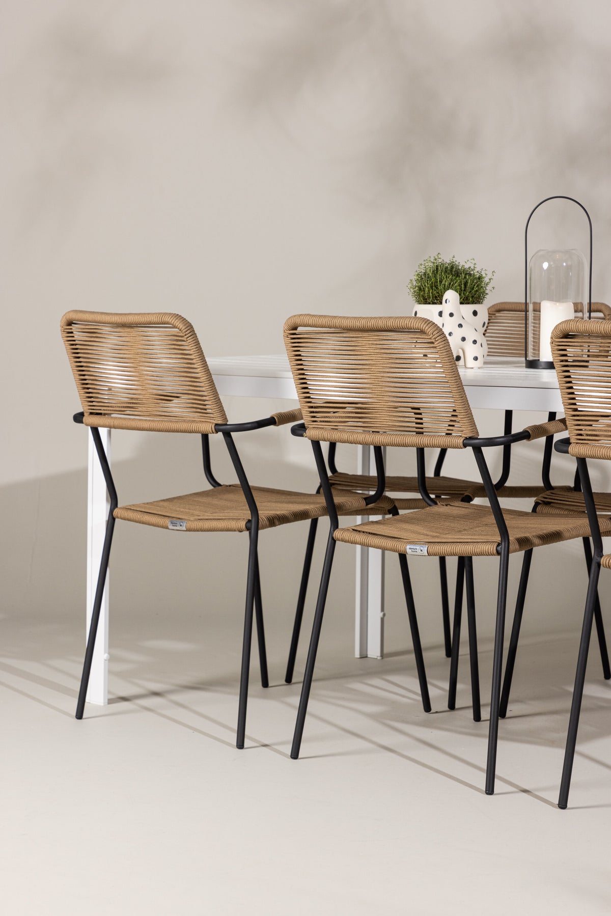 Break Matbord med Lindos Stolarna – Aluminium