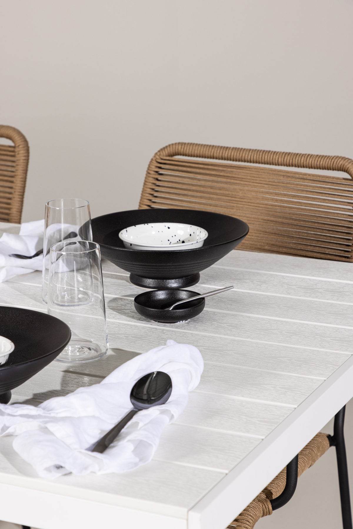 Break Matbord med Lindos Stolarna – Aluminium