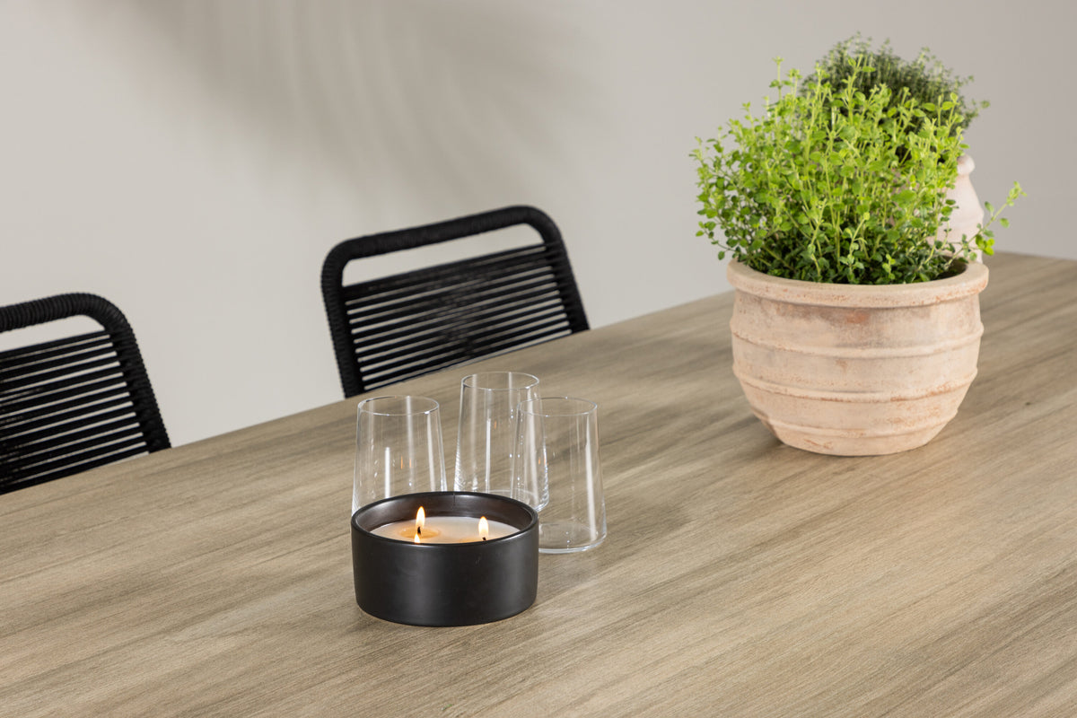 Merlo Matbord med Lindos Stolarna – Aluminium