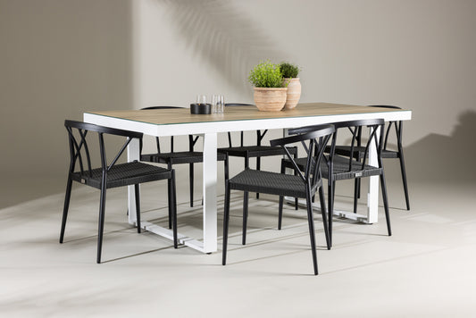 Merlo Matbord med Stina Stolarna