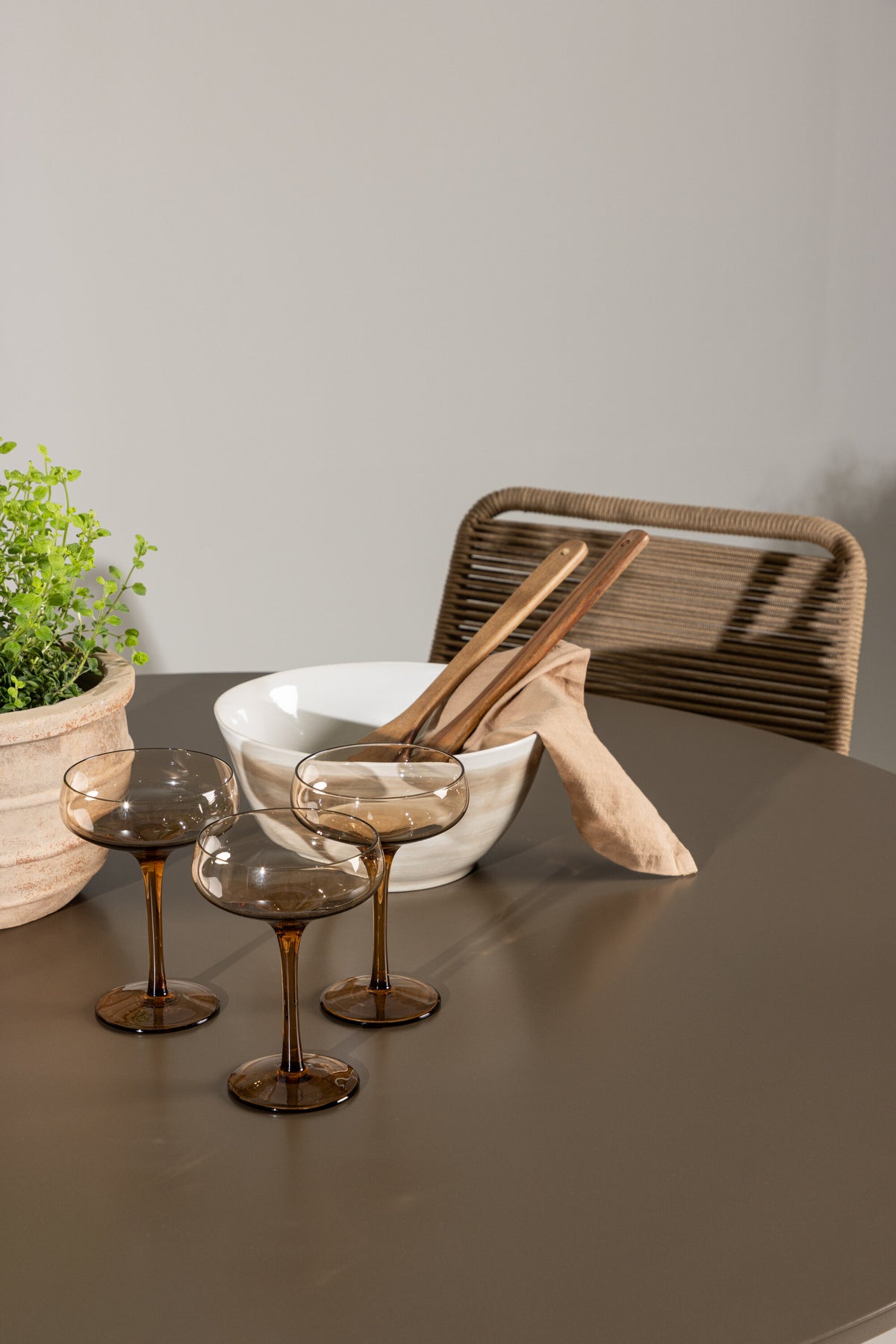 Santa Fe Matbord med Lindos Stolarna – Aluminium