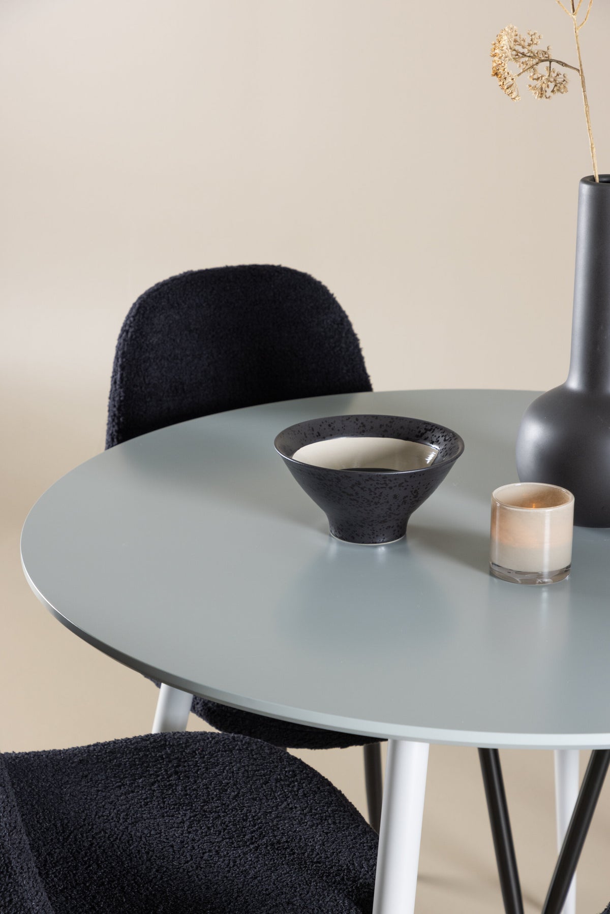 Plaza Matbord med Polar Stolarna – MDF