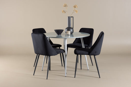Plaza Matbord med Night Stolarna