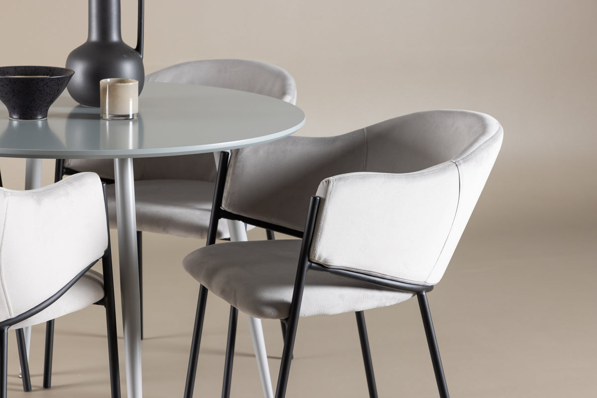 Plaza Matbord med Evelina Stolarna – MDF