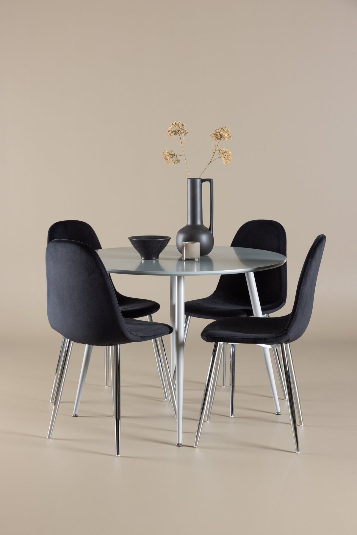 Plaza Matbord med Polar Stolarna – MDF