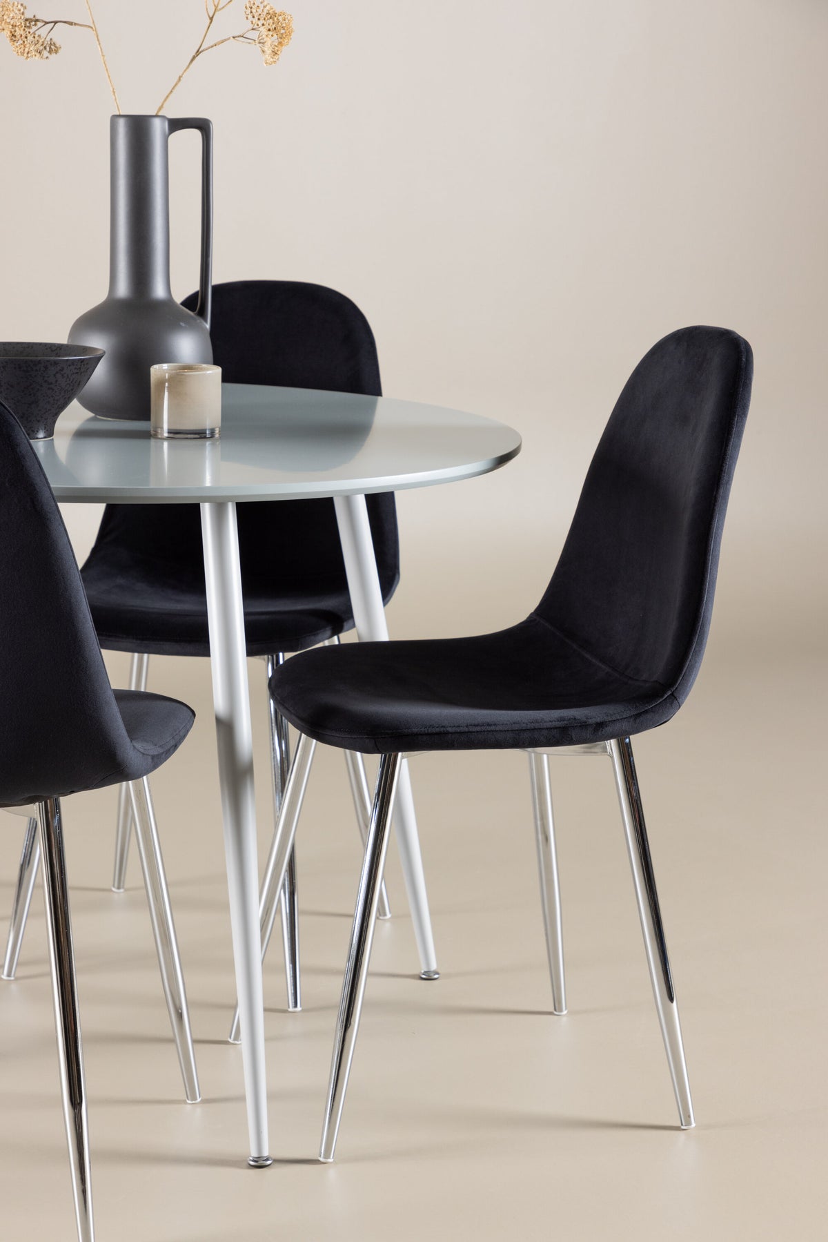 Plaza Matbord med Polar Stolarna – MDF