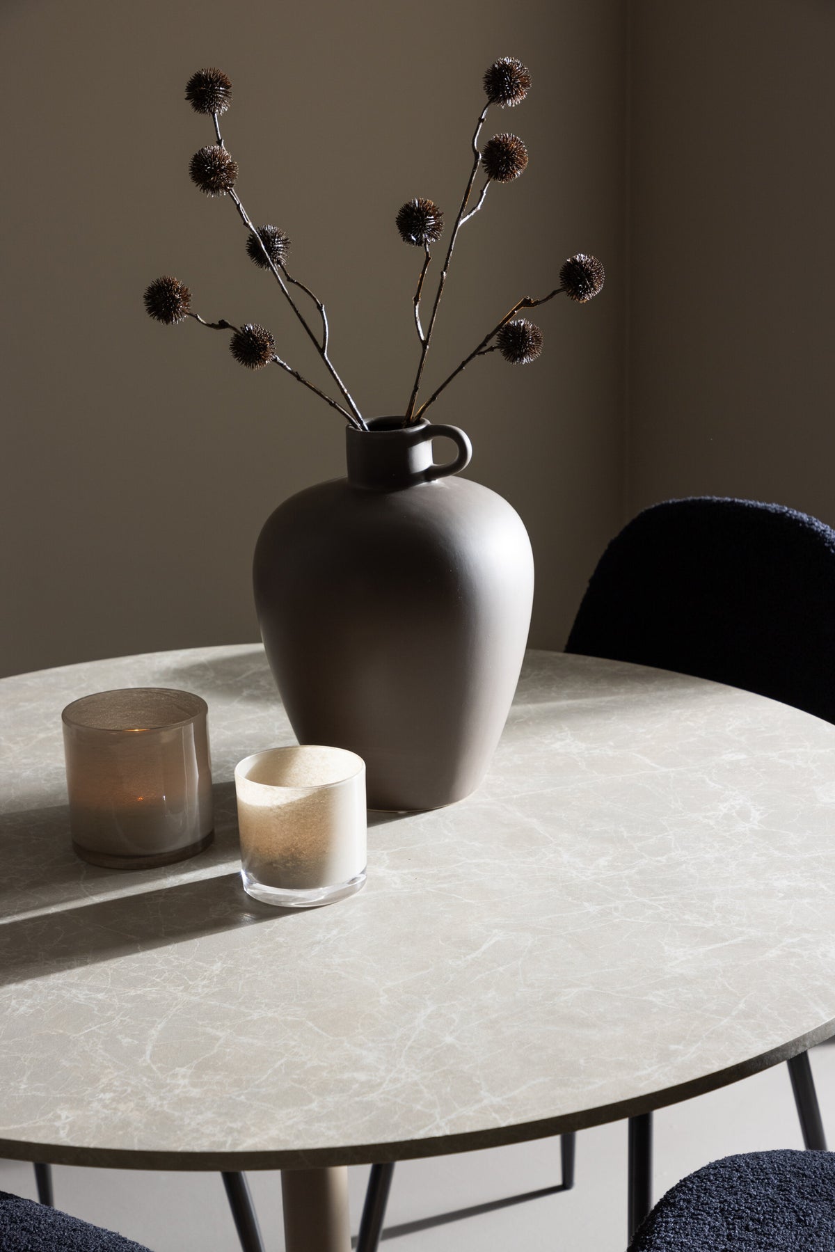 Lycke Matbord med Polar Stolarna – MDF