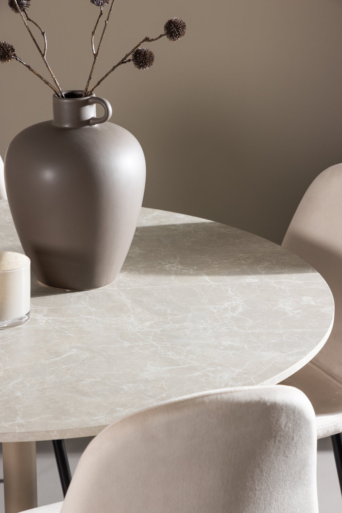 Lycke Matbord med Polar Stolarna – MDF