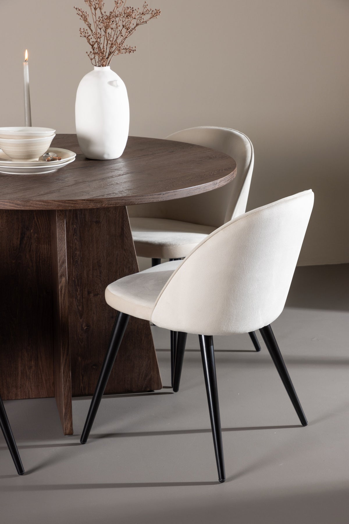 Bootcut Matbord med Velvet Stolarna – MDF