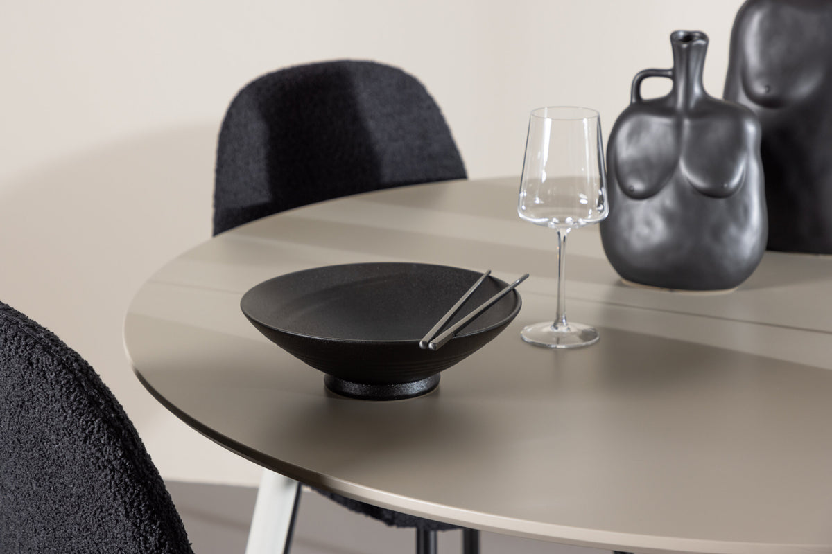 Plaza Matbord med Polar Stolarna – MDF