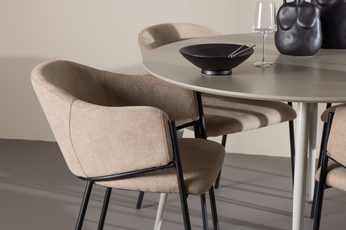Plaza Matbord med Evelina Stolarna – MDF