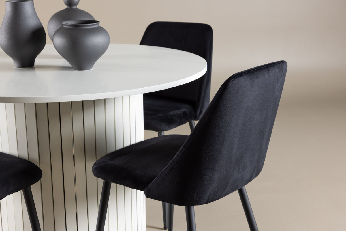 Härön Matbord med Night Stolarna – MDF