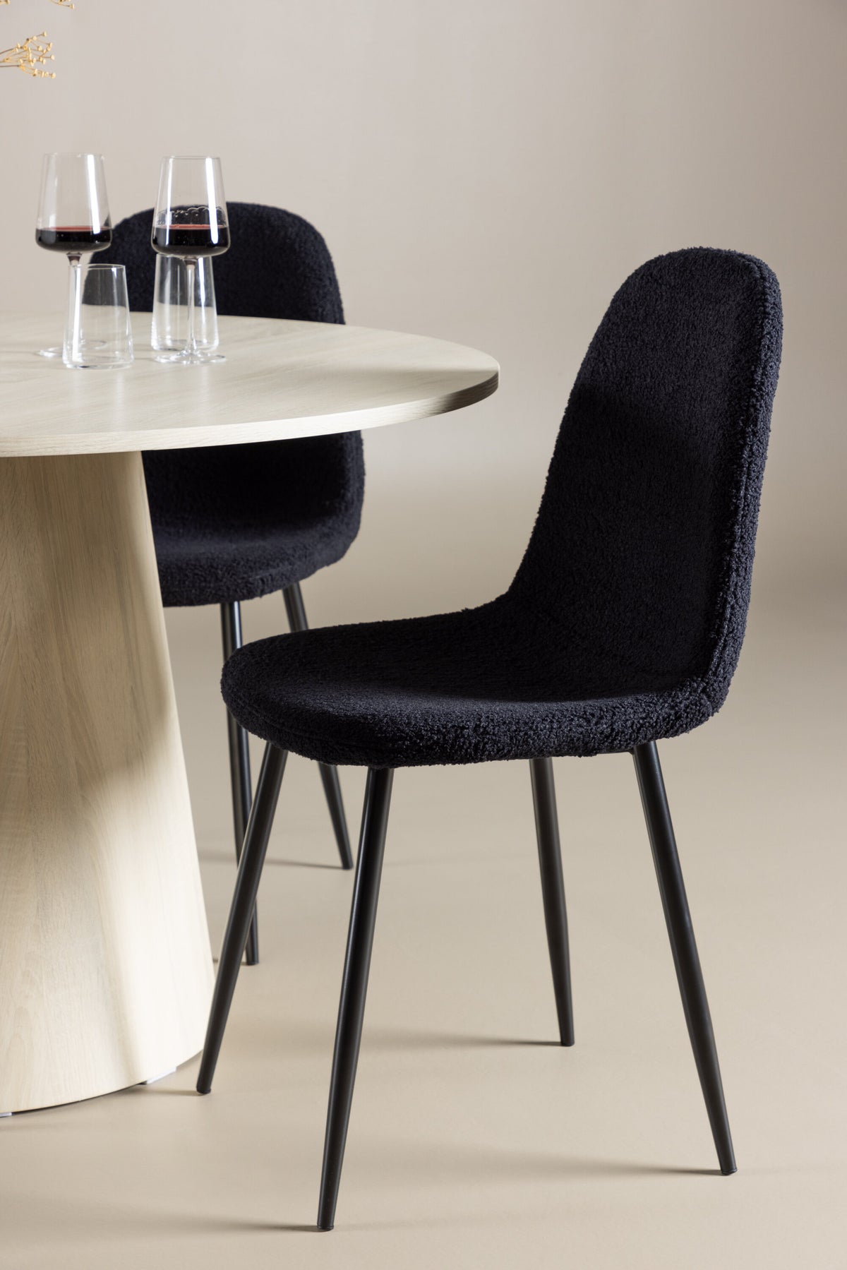 Lanzo Matbord med Polar Stolarna – MDF