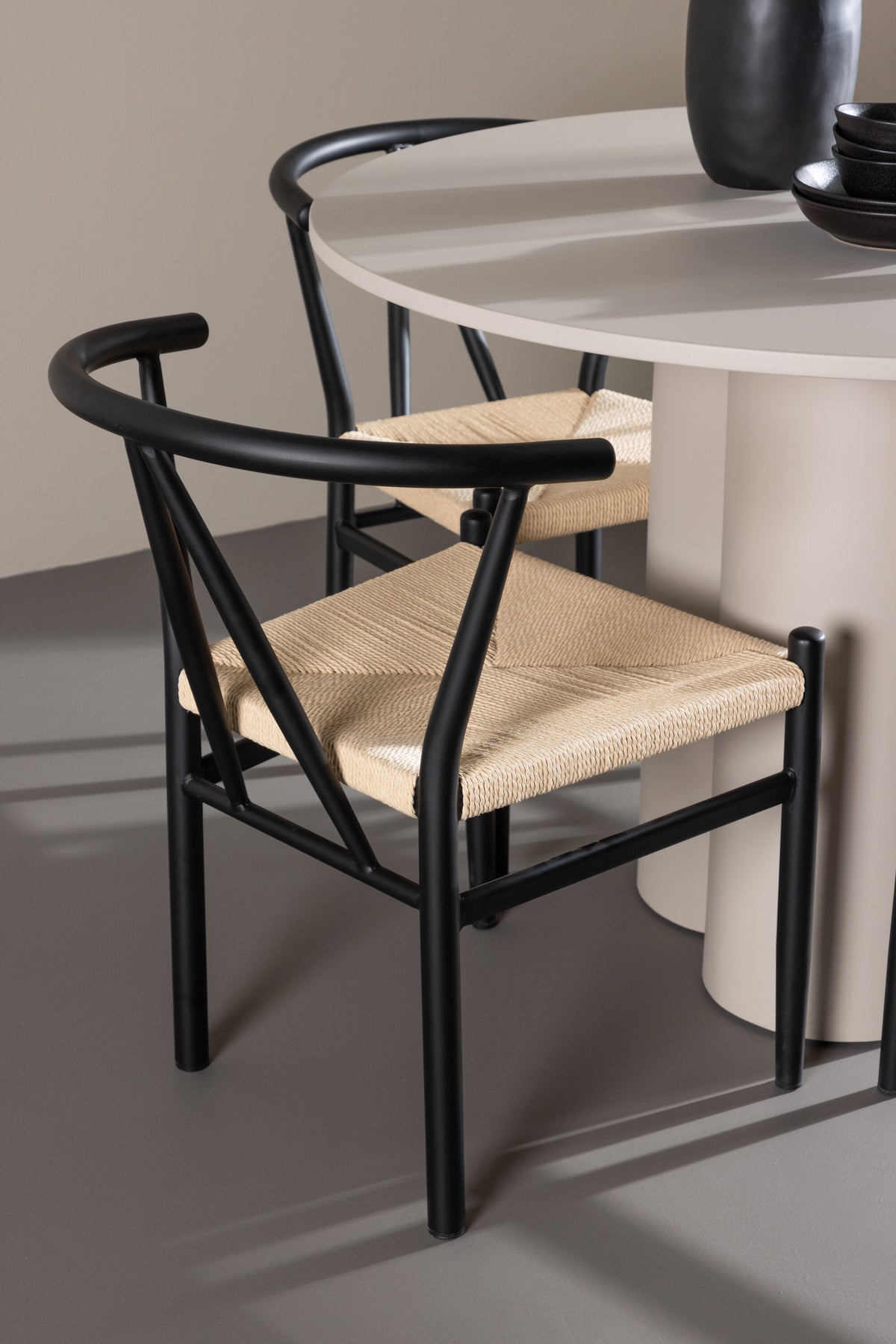 Olivia Matbord med Alfons Stolarna – MDF