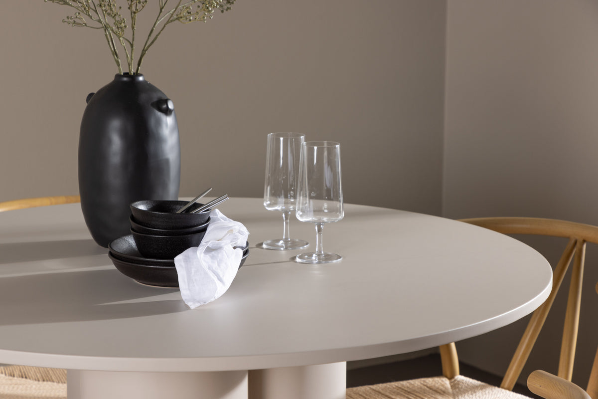 Olivia Matbord med Alfons Stolarna – MDF