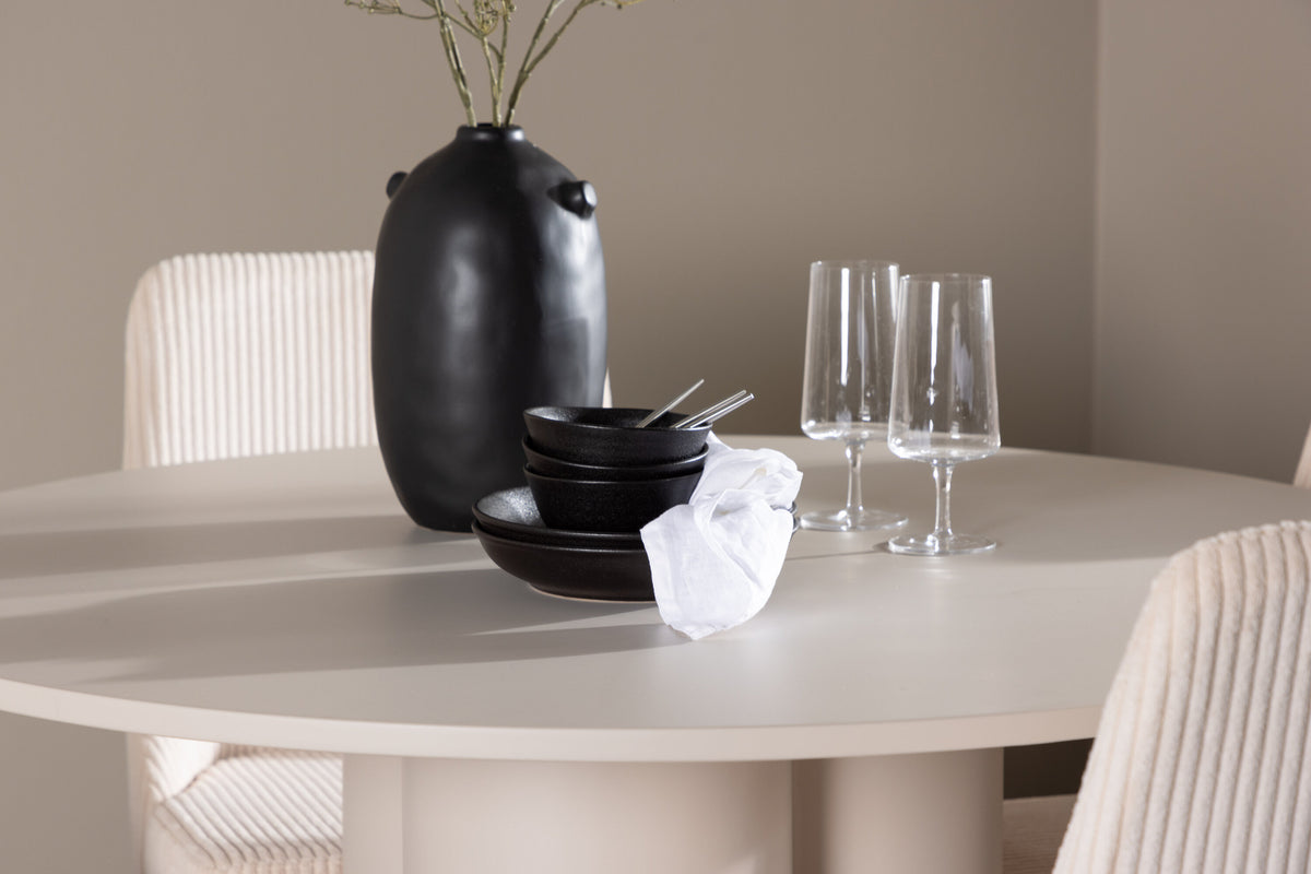 Olivia Matbord med Leone Stolarna – MDF