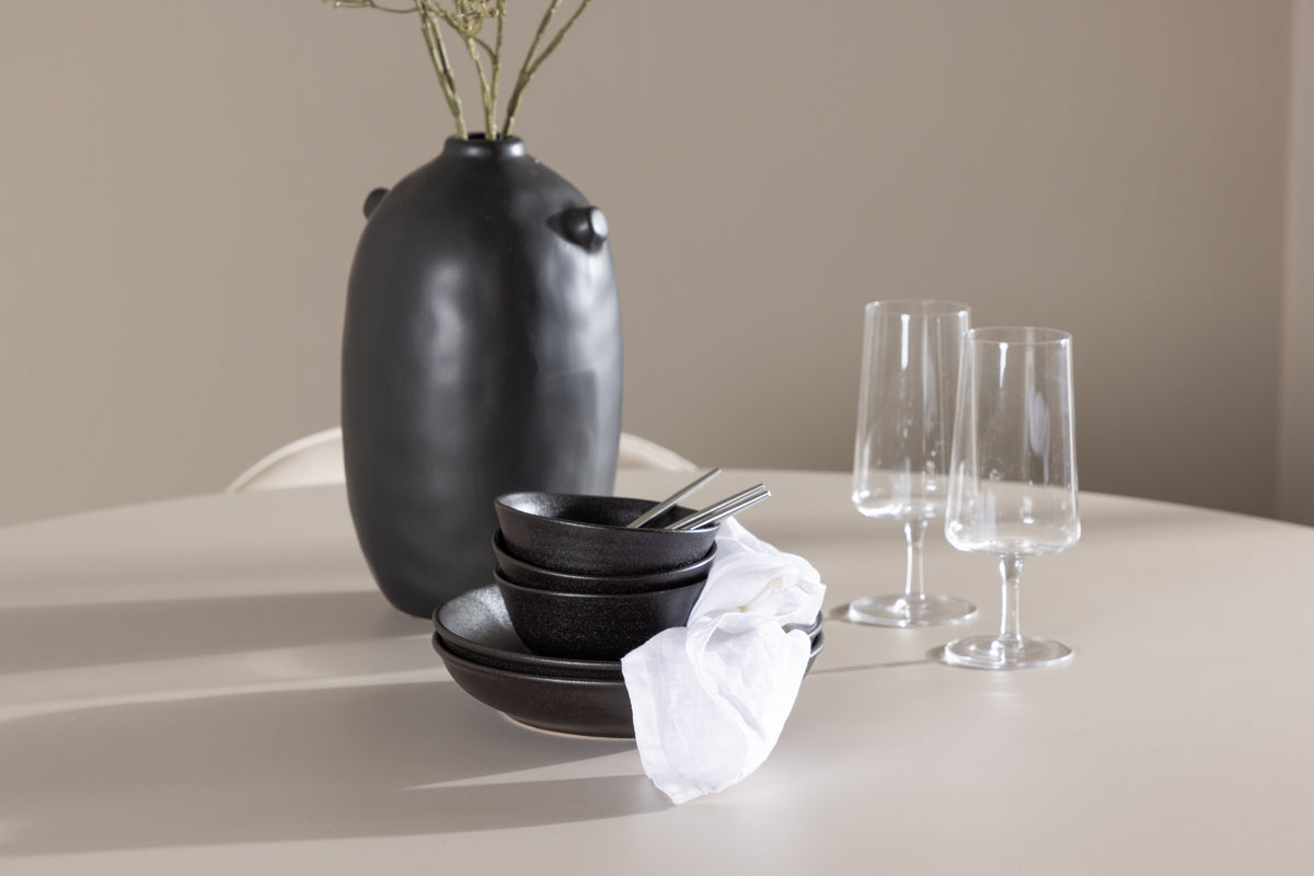 Olivia Matbord med Velvet Stolarna – MDF