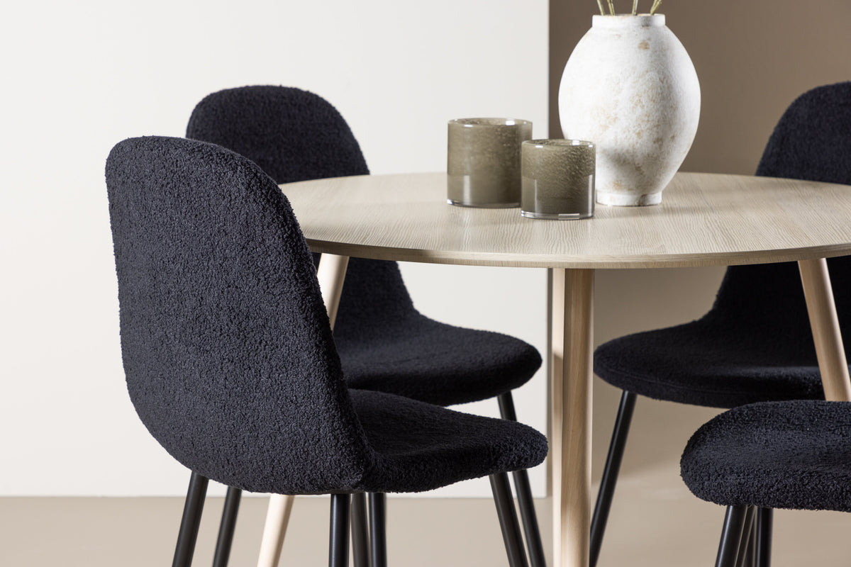 Plaza Matbord med Polar Stolarna – MDF