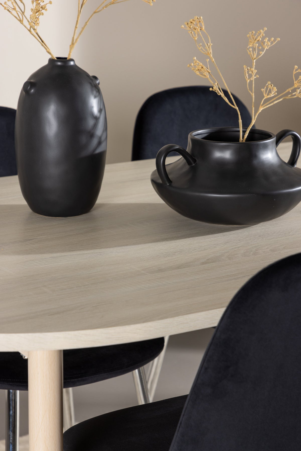 Andy Matbord med Polar Stolarna – MDF