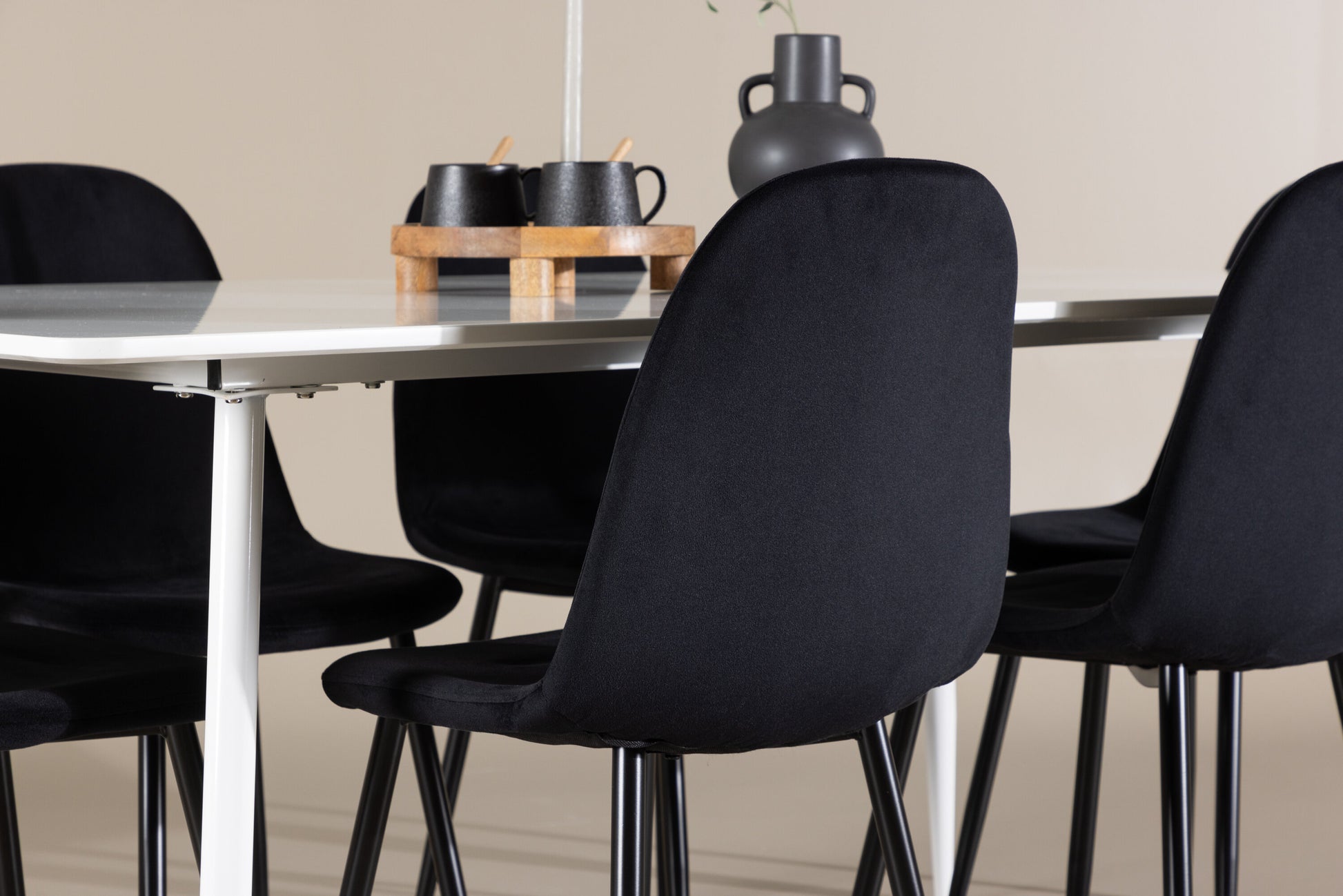 Silar Matbord med Polar Stolarna – MDF