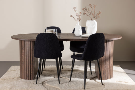 Härön Matbord med Polar Stolarna – MDF